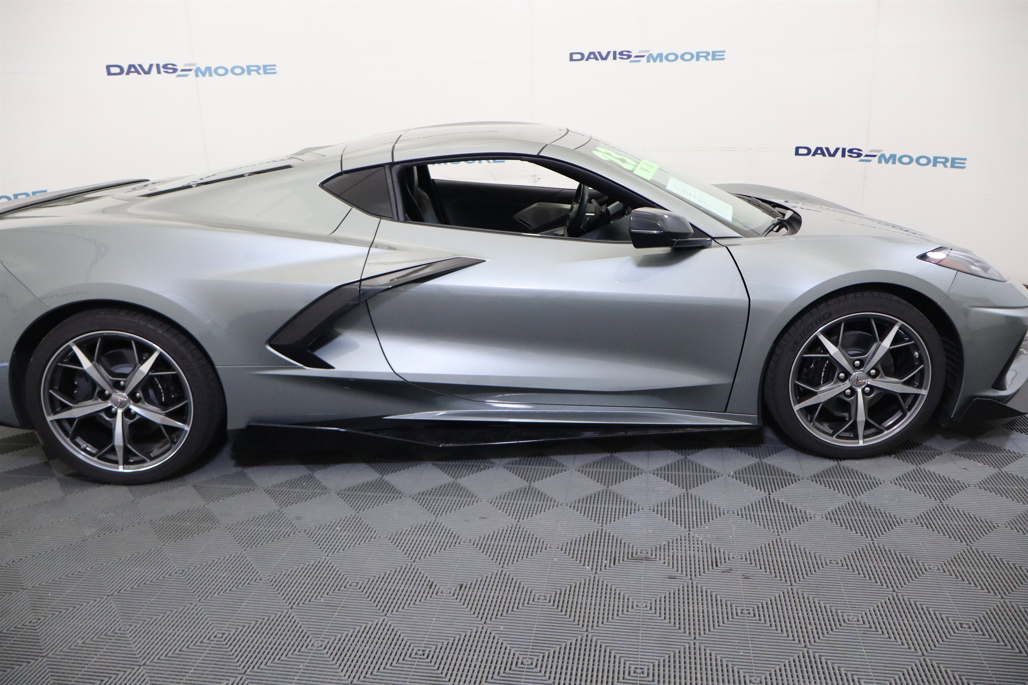 2023 Chevrolet Corvette 2LT