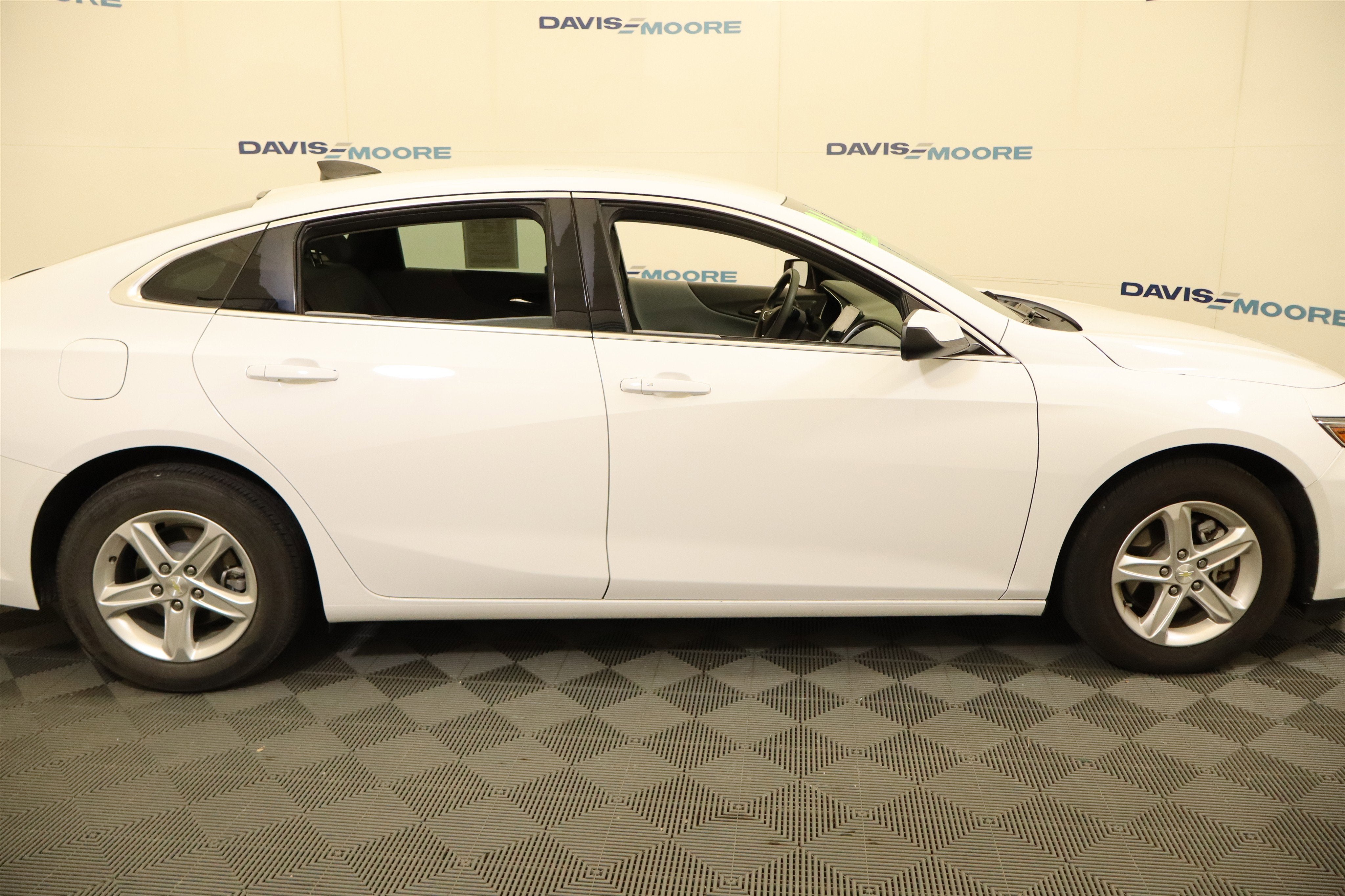 2021 Chevrolet Malibu LS