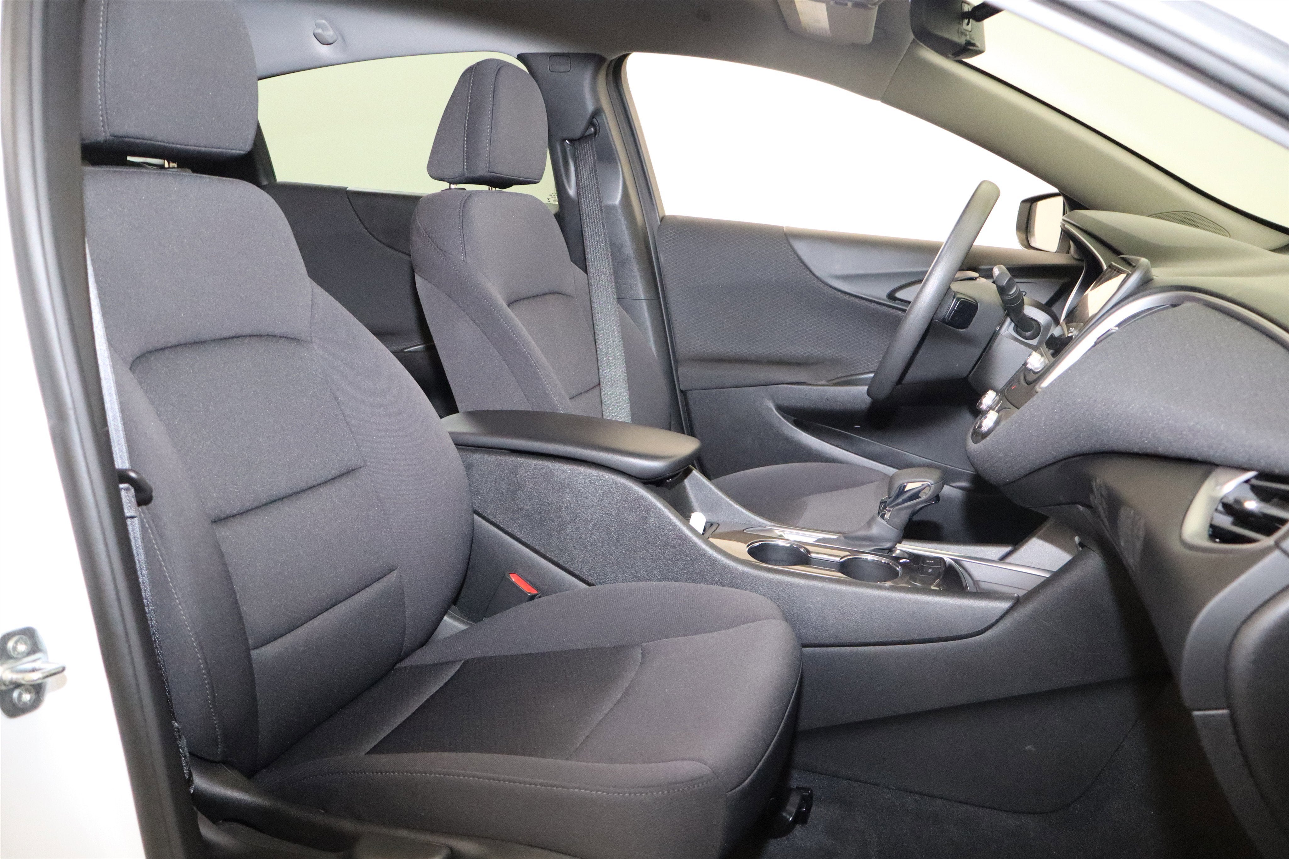 2021 Chevrolet Malibu LS