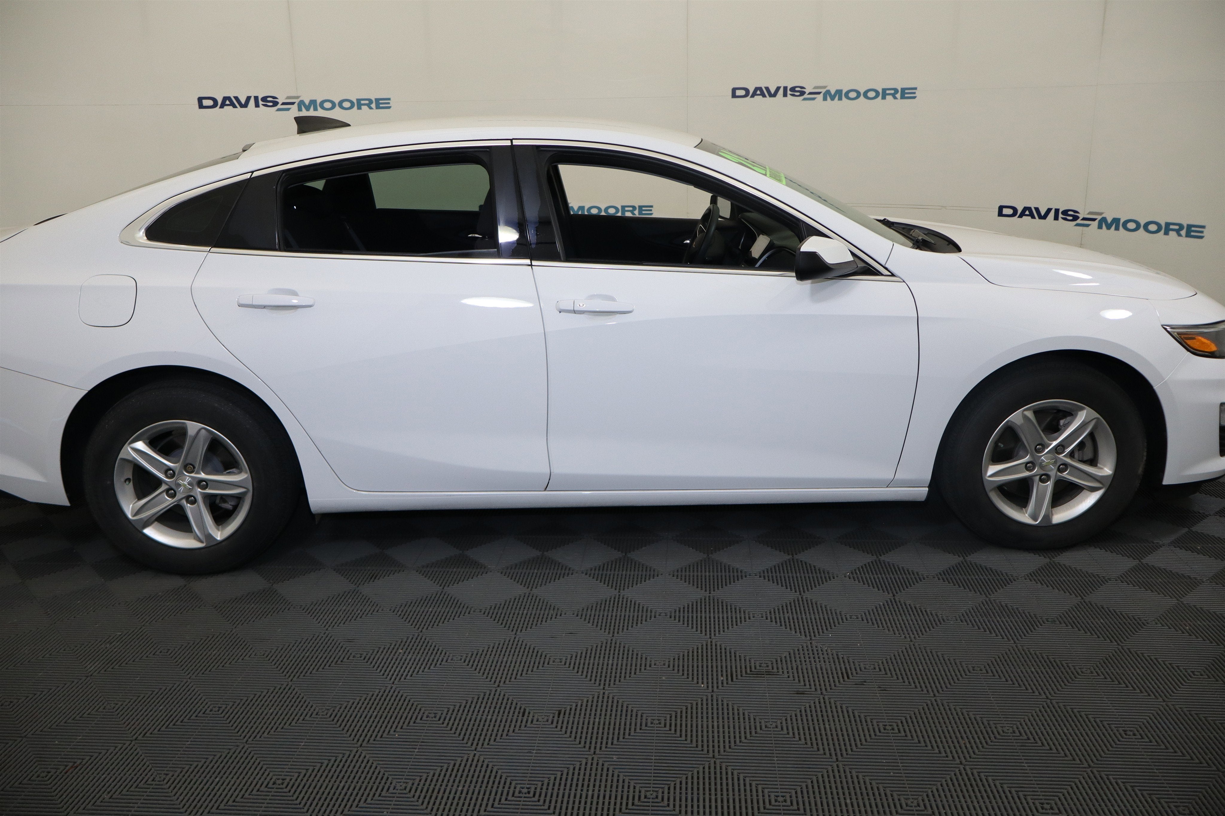 2021 Chevrolet Malibu LS