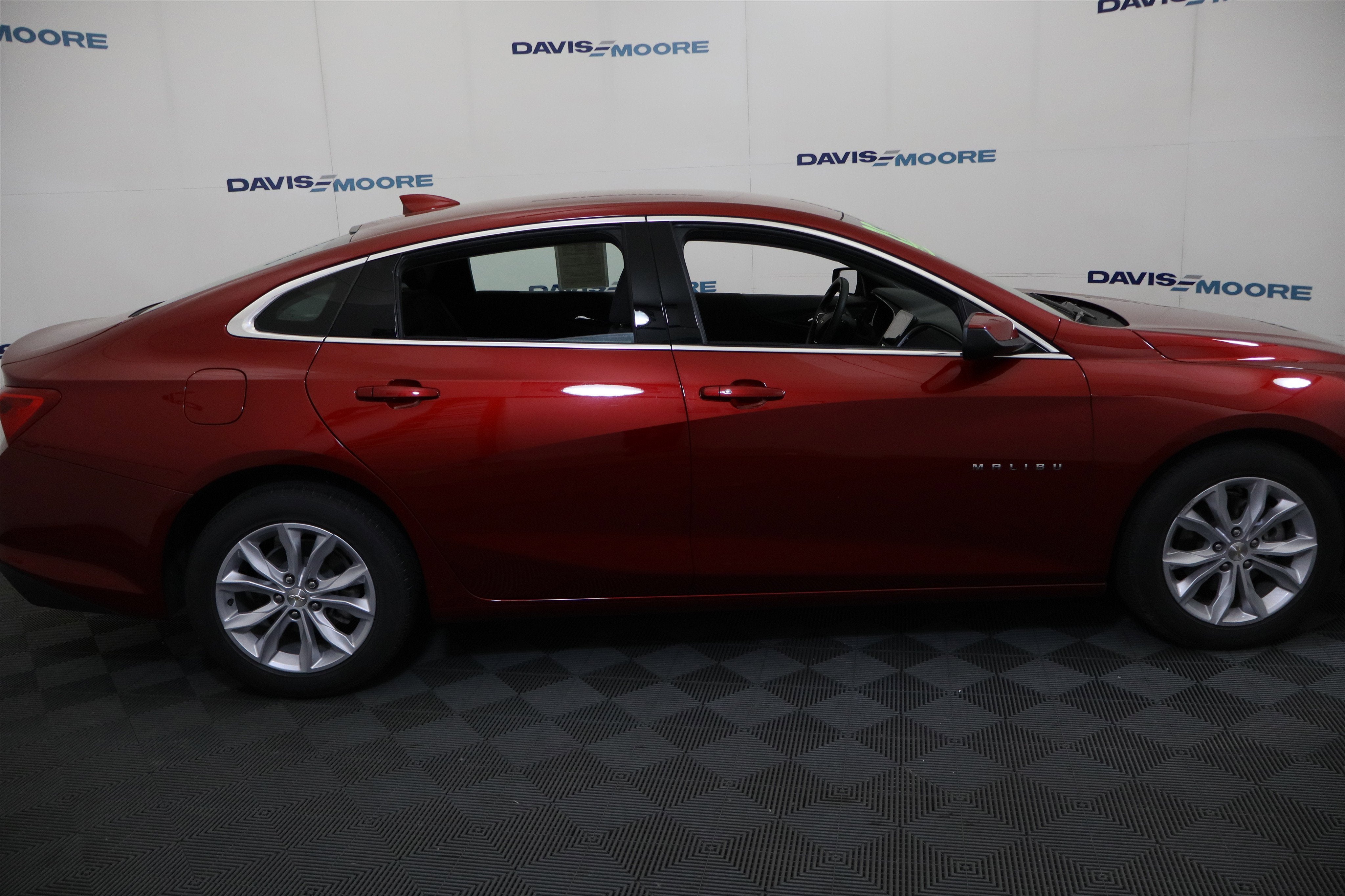 2025 Chevrolet Malibu LT