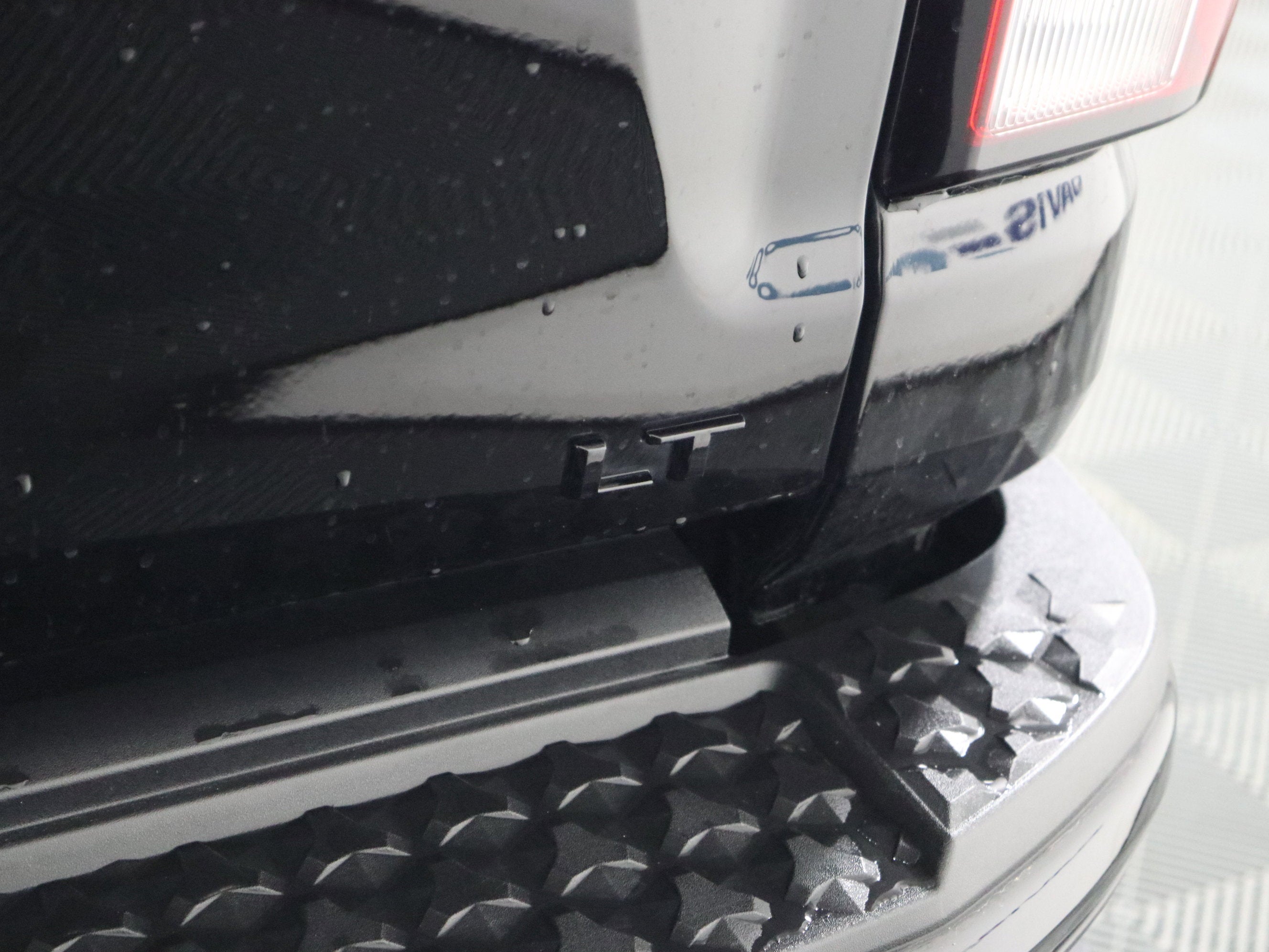 2023 Chevrolet Colorado 2WD LT Crew Cab