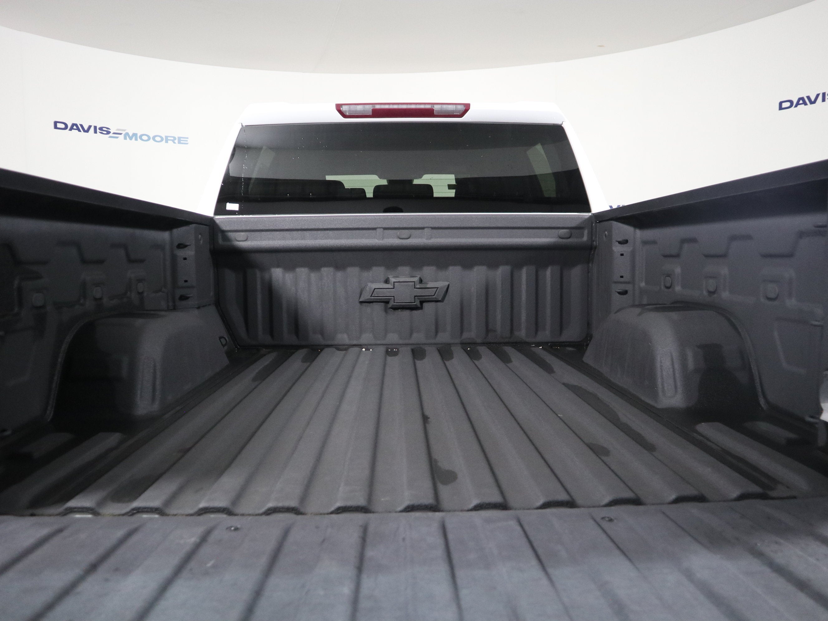 2024 Chevrolet Silverado 1500 LT Crew Cab 4WD