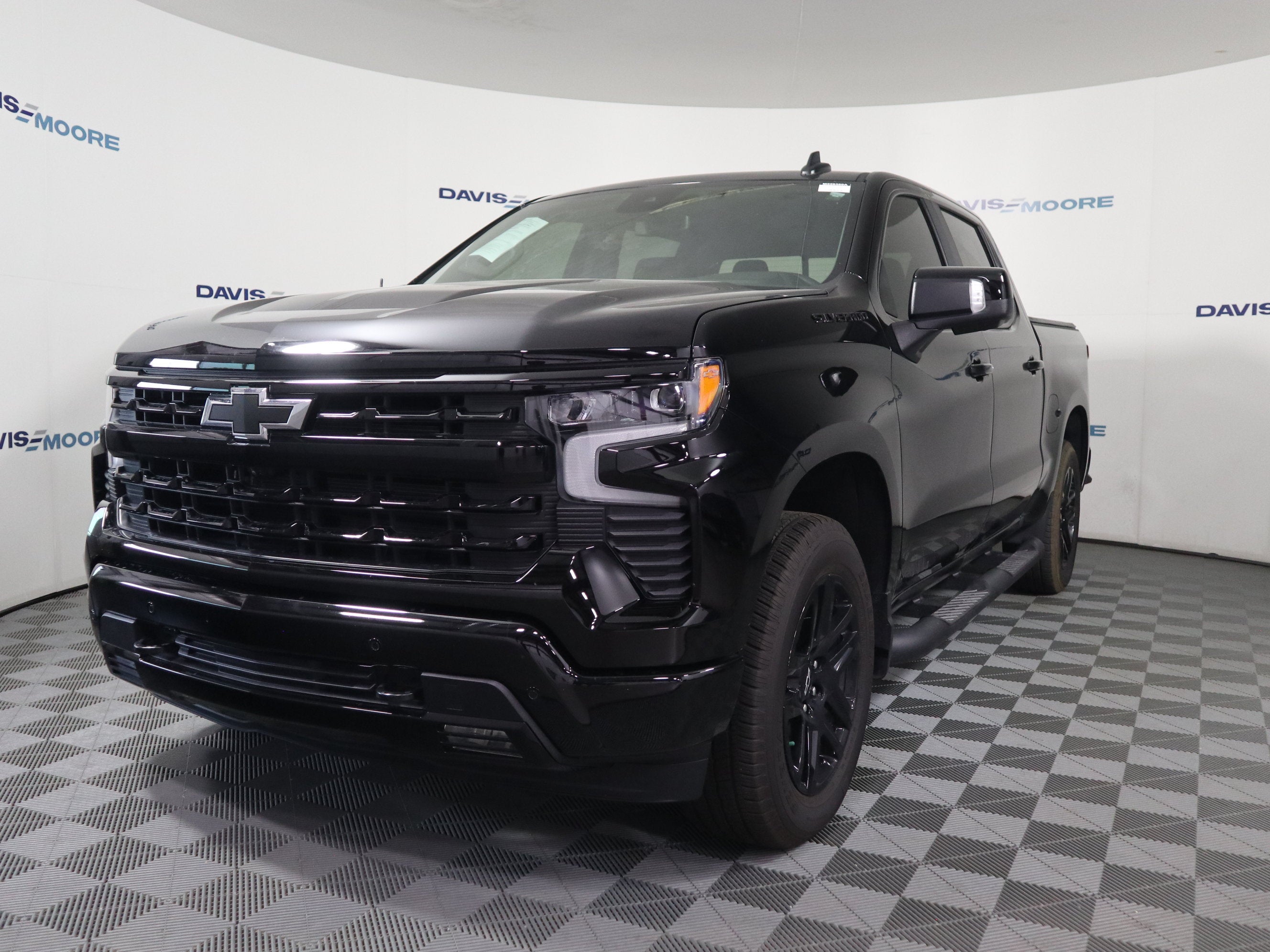 2026 Chevrolet Silverado 1500 RST Crew Cab 4WD