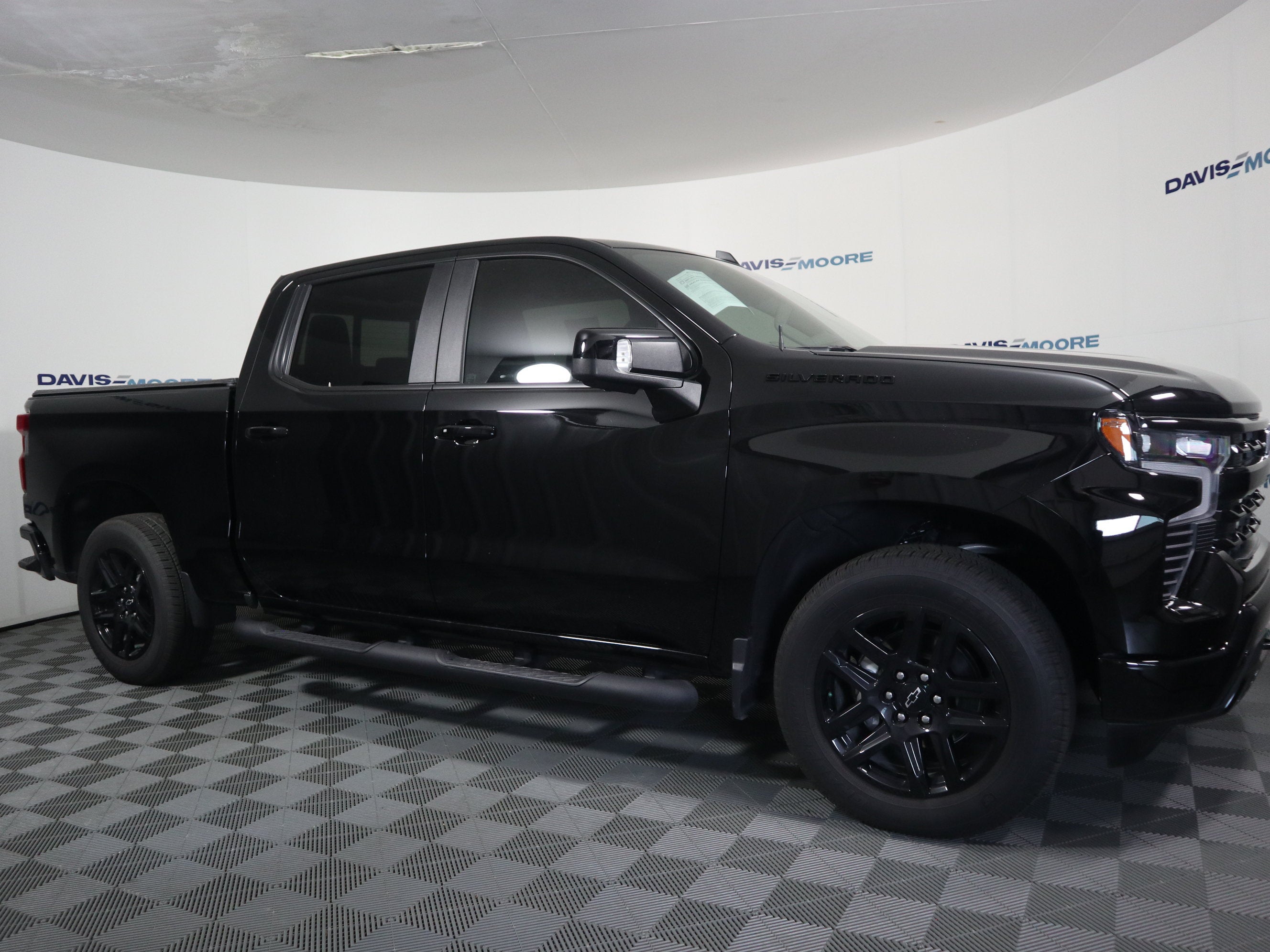 2026 Chevrolet Silverado 1500 RST Crew Cab 4WD