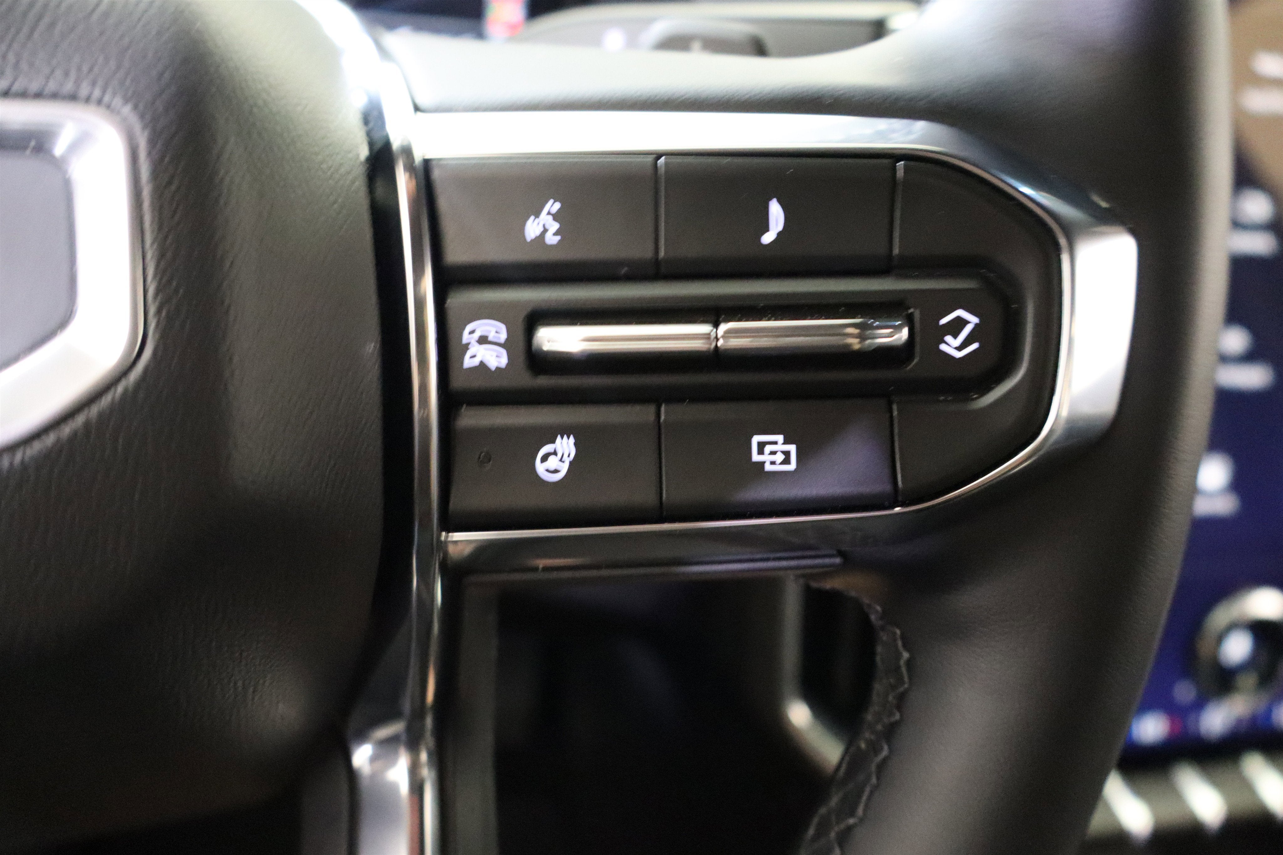 2026 GMC Acadia AWD Elevation