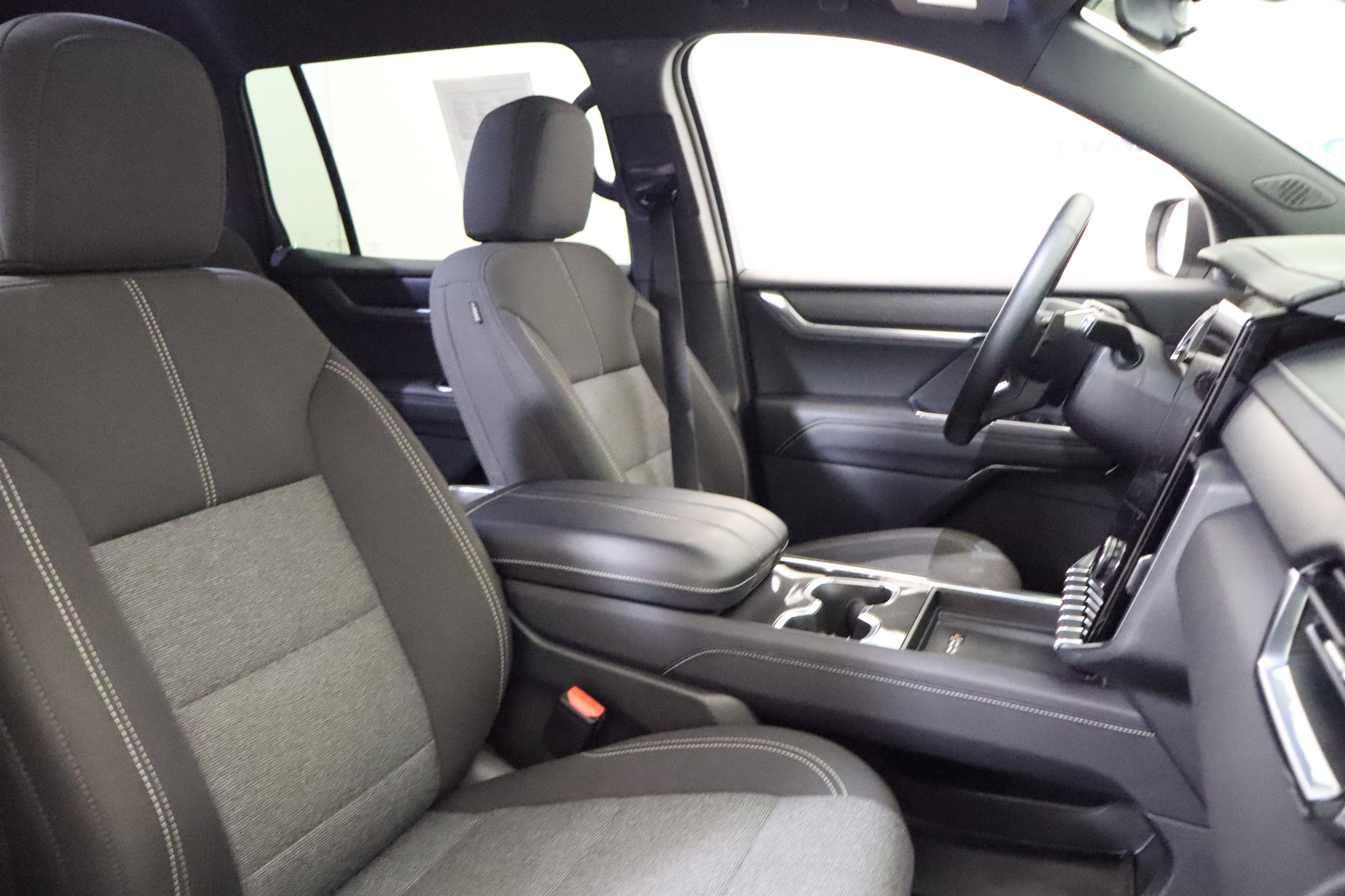 2025 GMC Acadia AWD Elevation