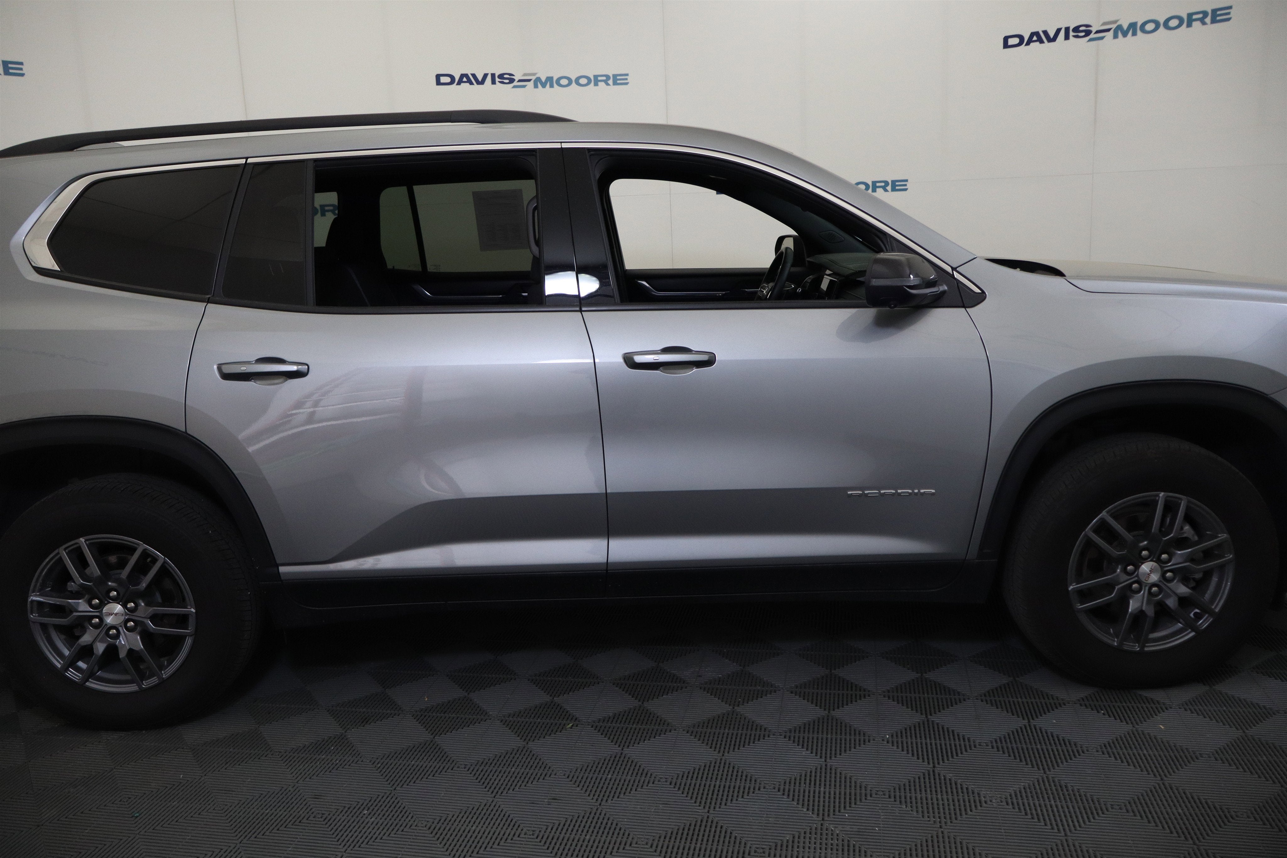 2025 GMC Acadia AWD Elevation
