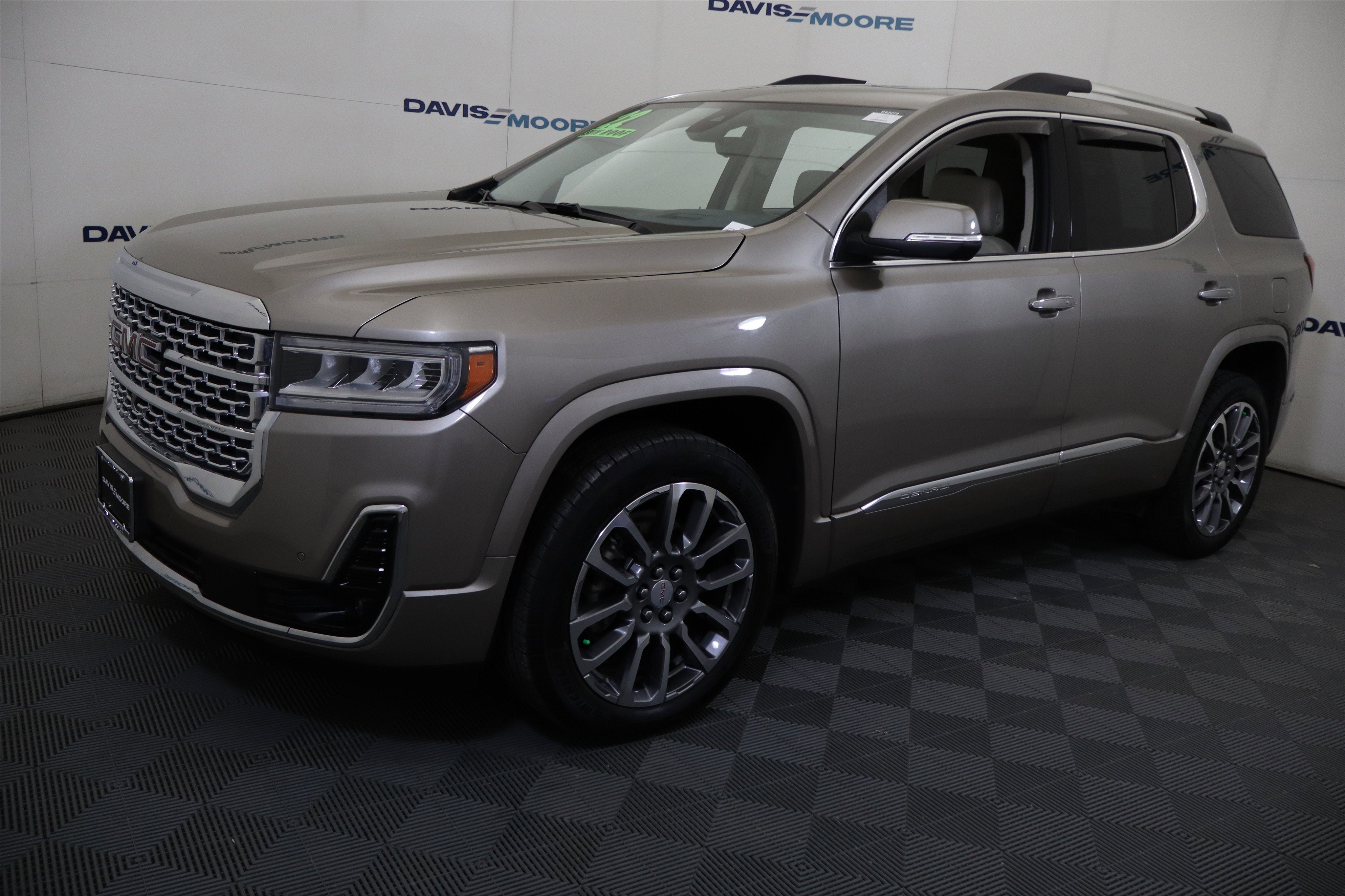 2022 GMC Acadia Denali