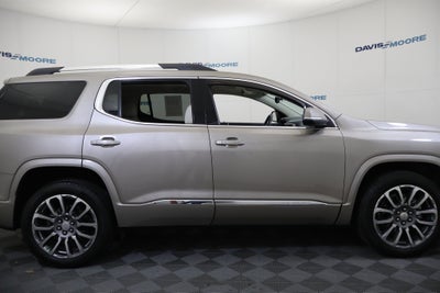 2022 GMC Acadia Denali