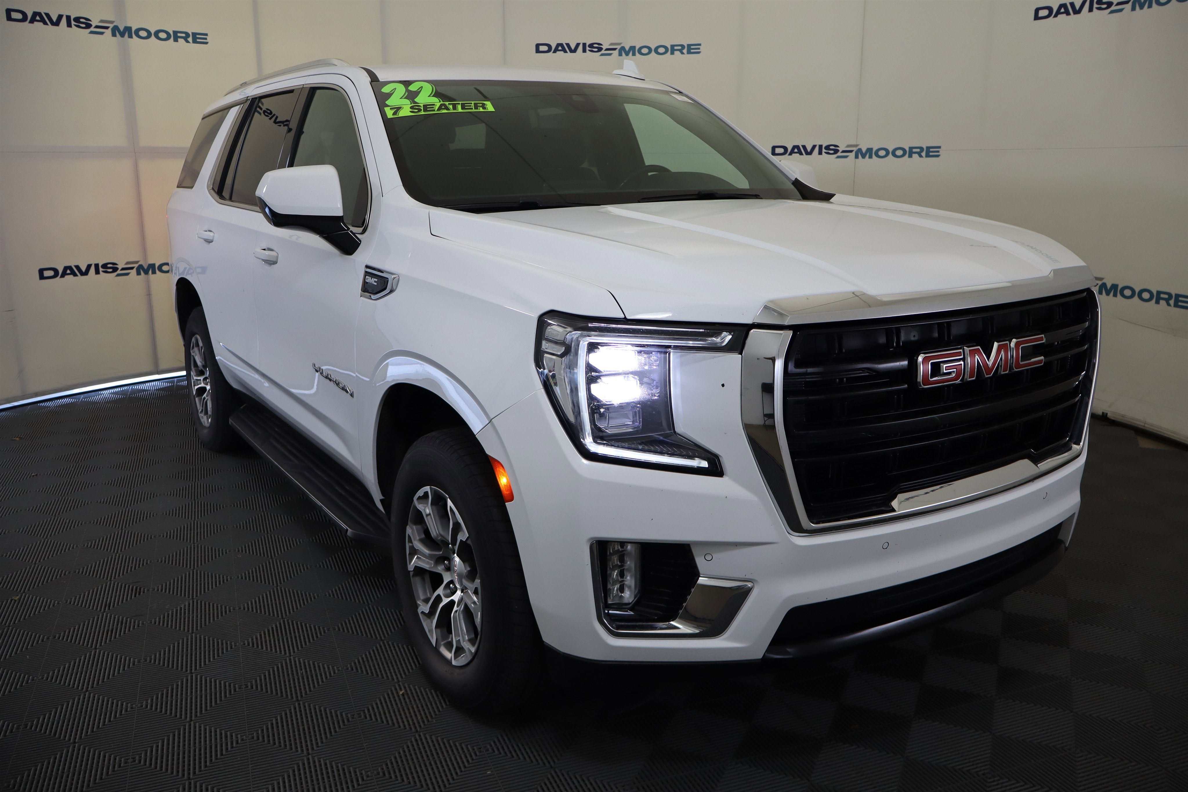 2022 GMC Yukon SLE