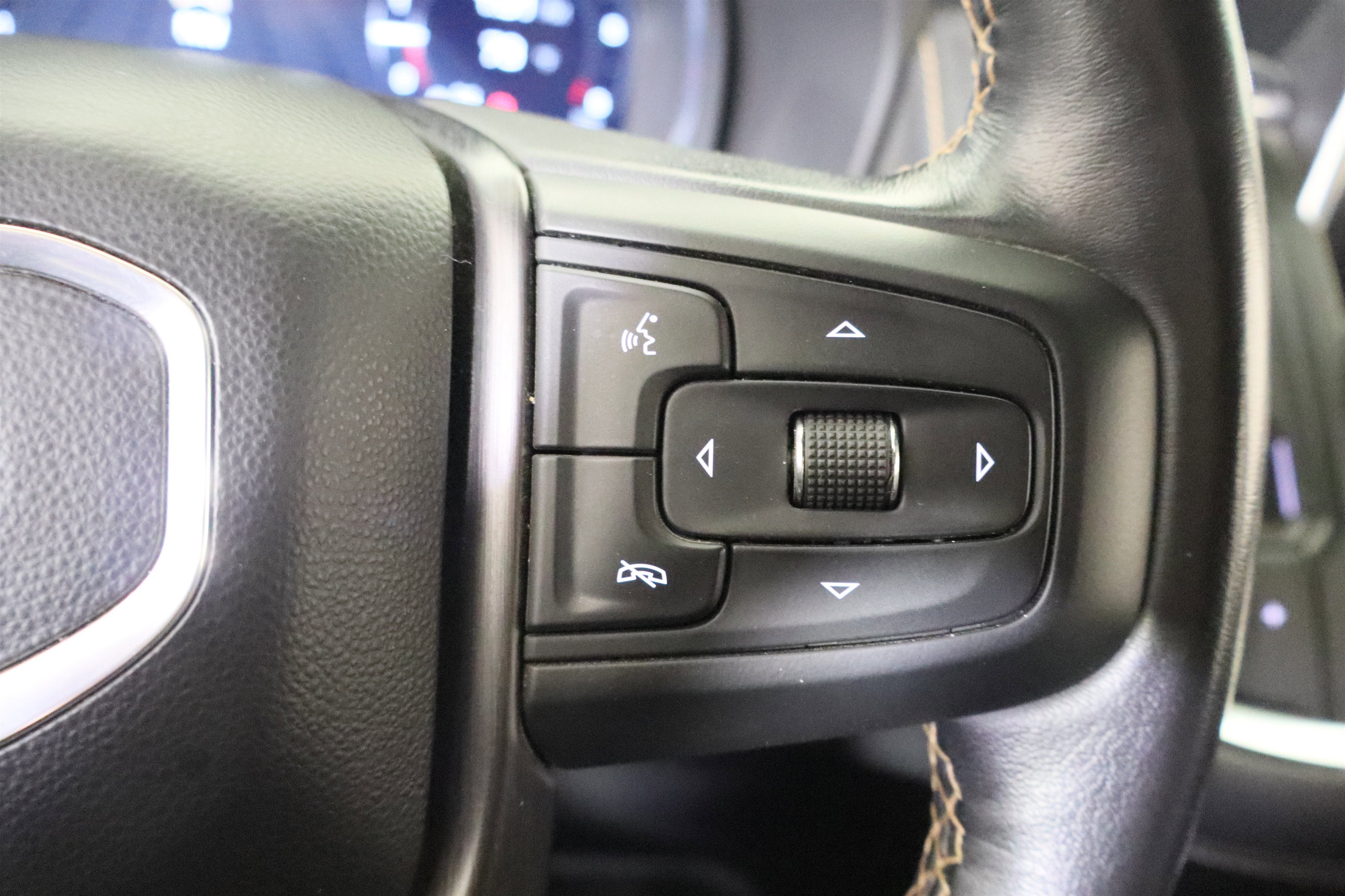 2022 GMC Yukon AT4
