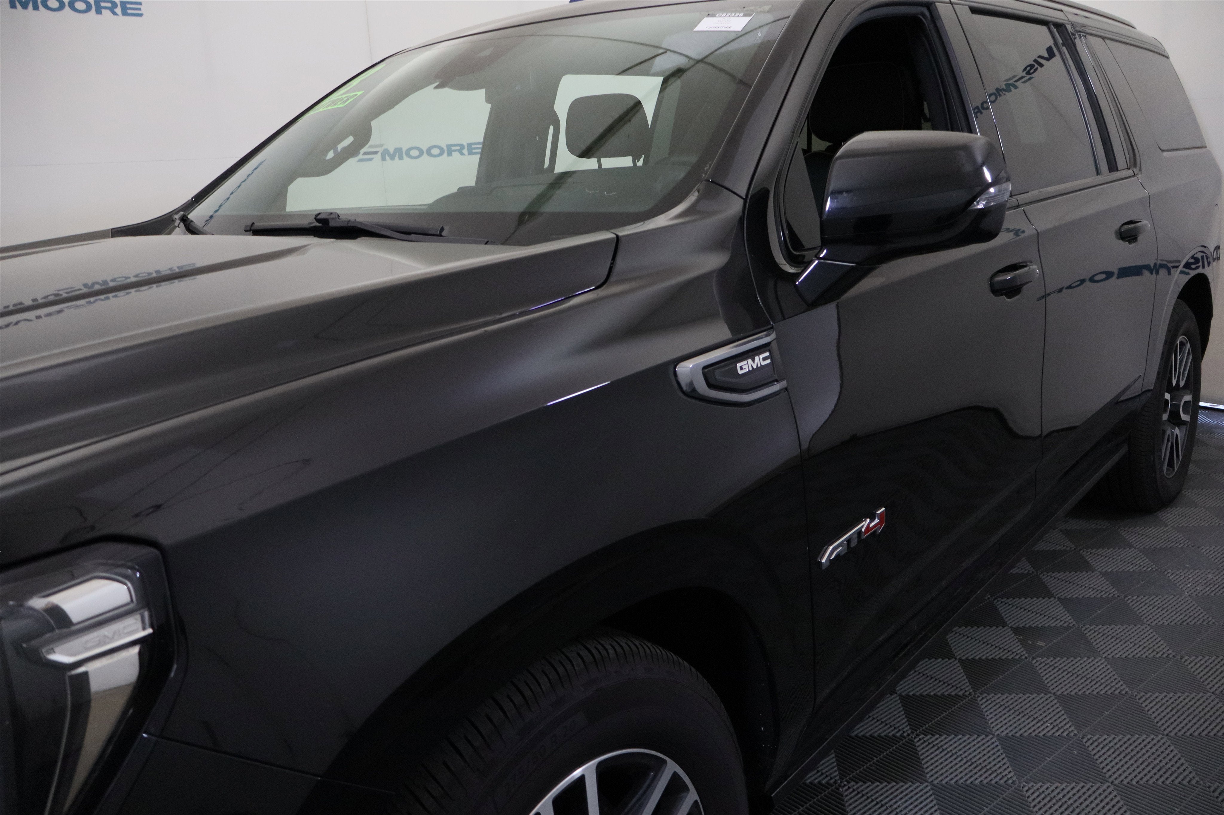 2023 GMC Yukon XL AT4