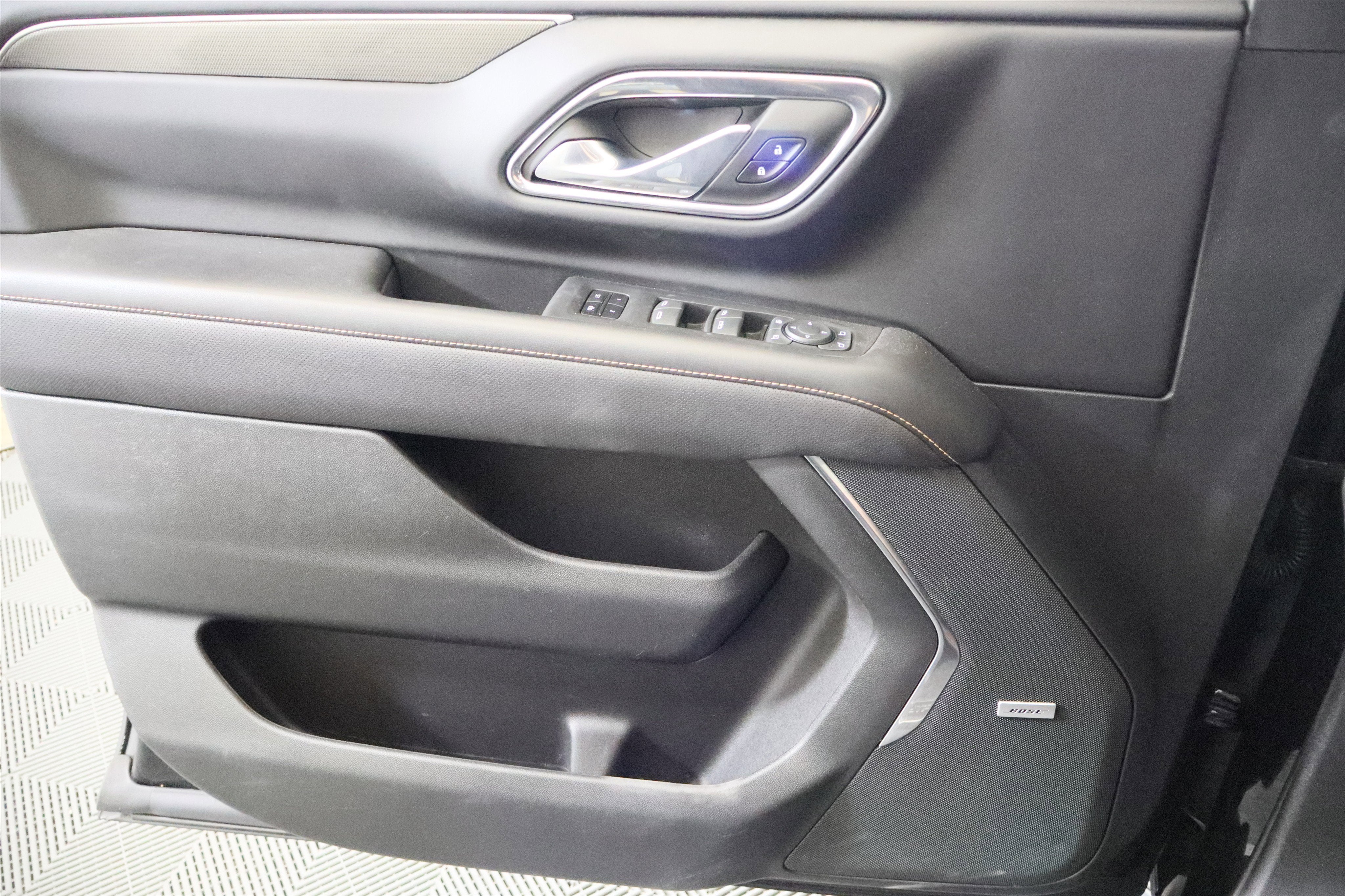 2023 GMC Yukon XL AT4