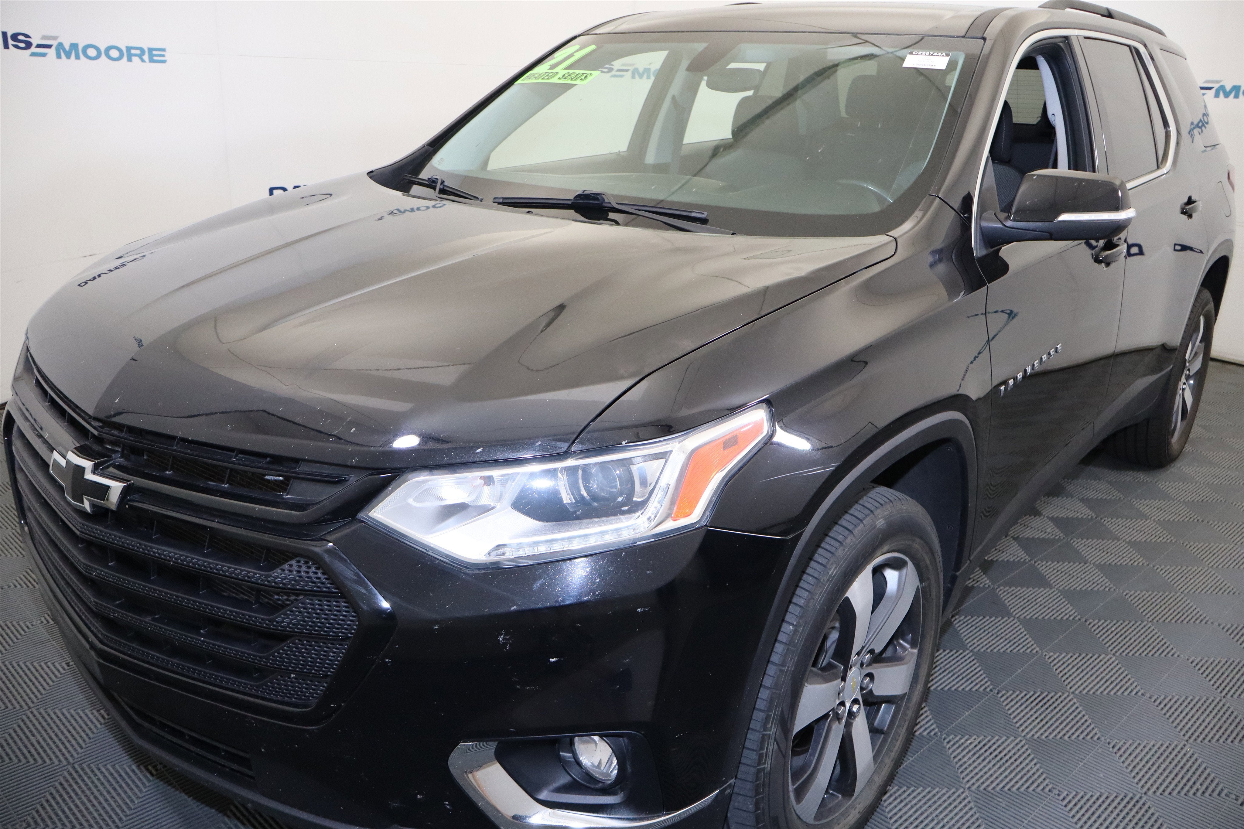 2021 Chevrolet Traverse LT Cloth