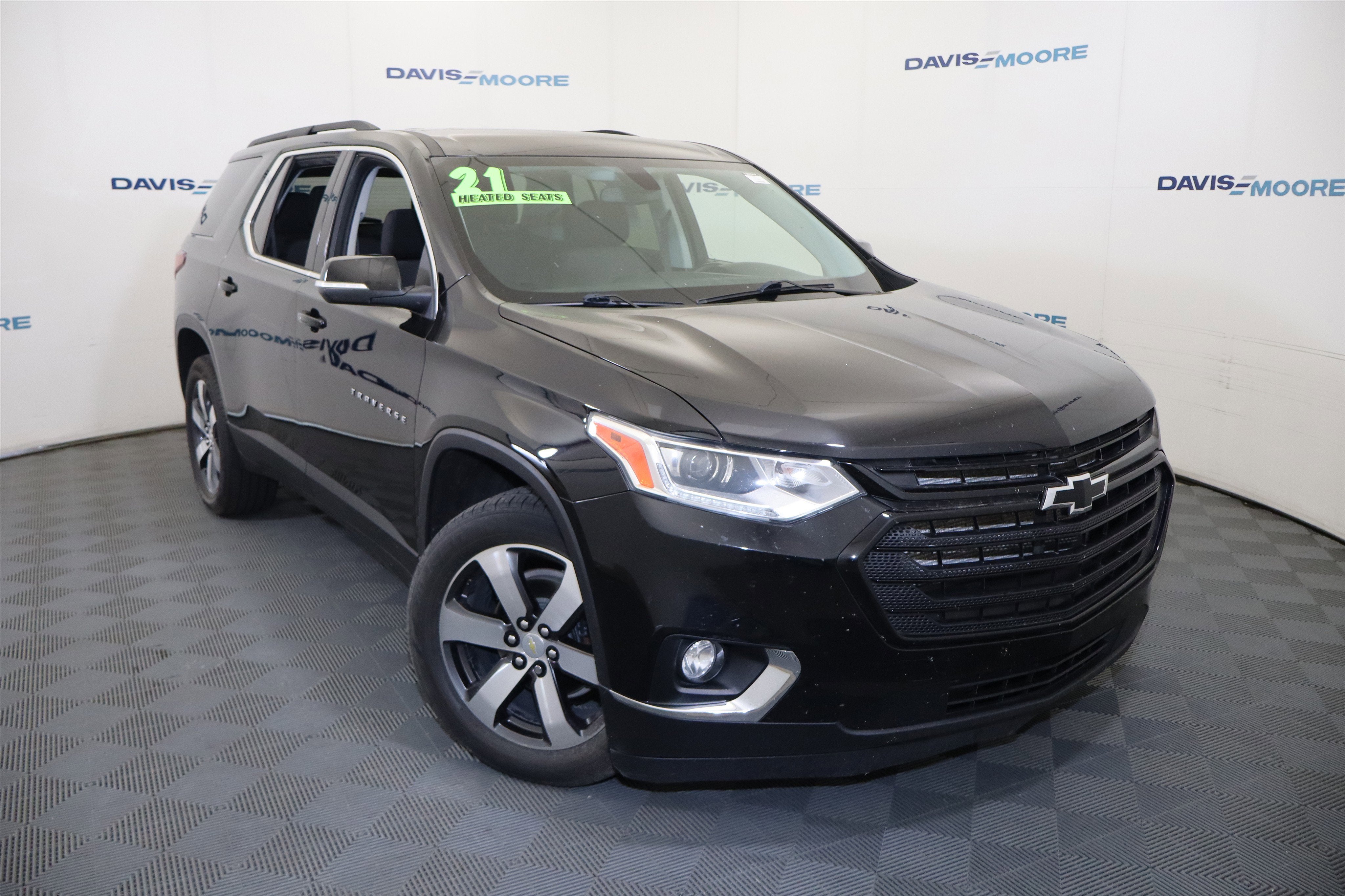 2021 Chevrolet Traverse LT Cloth
