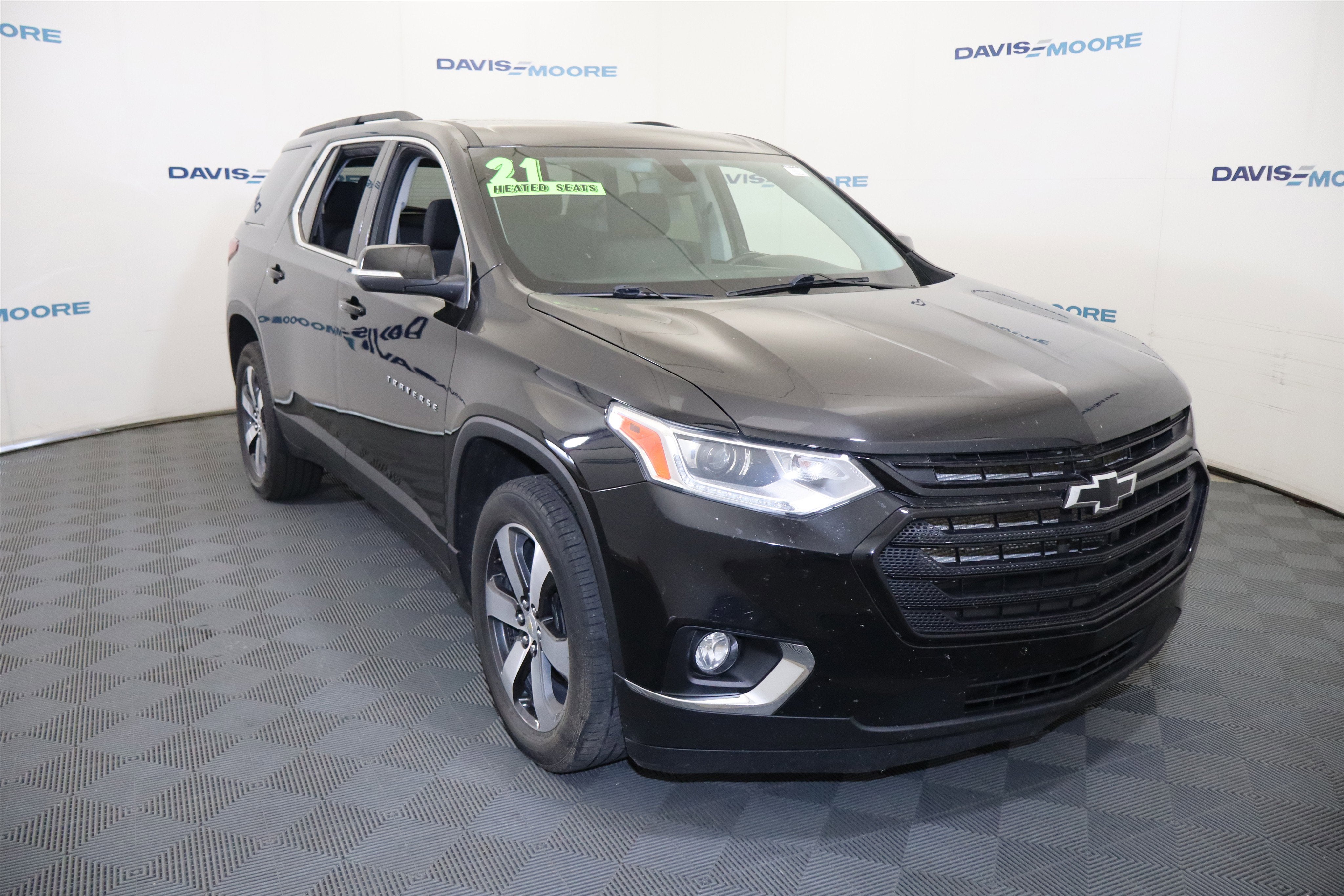 2021 Chevrolet Traverse LT Cloth