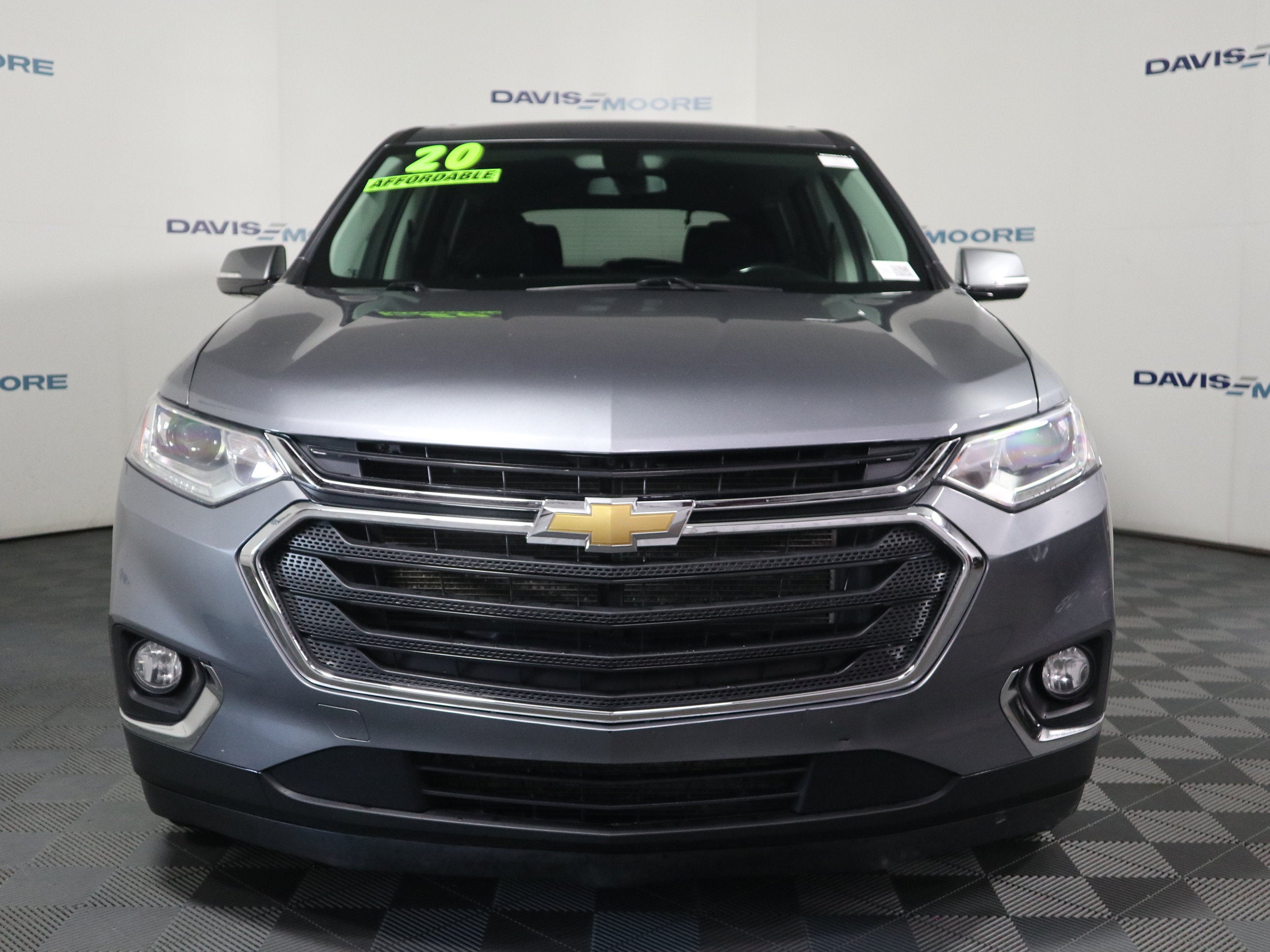 2020 Chevrolet Traverse LT Cloth