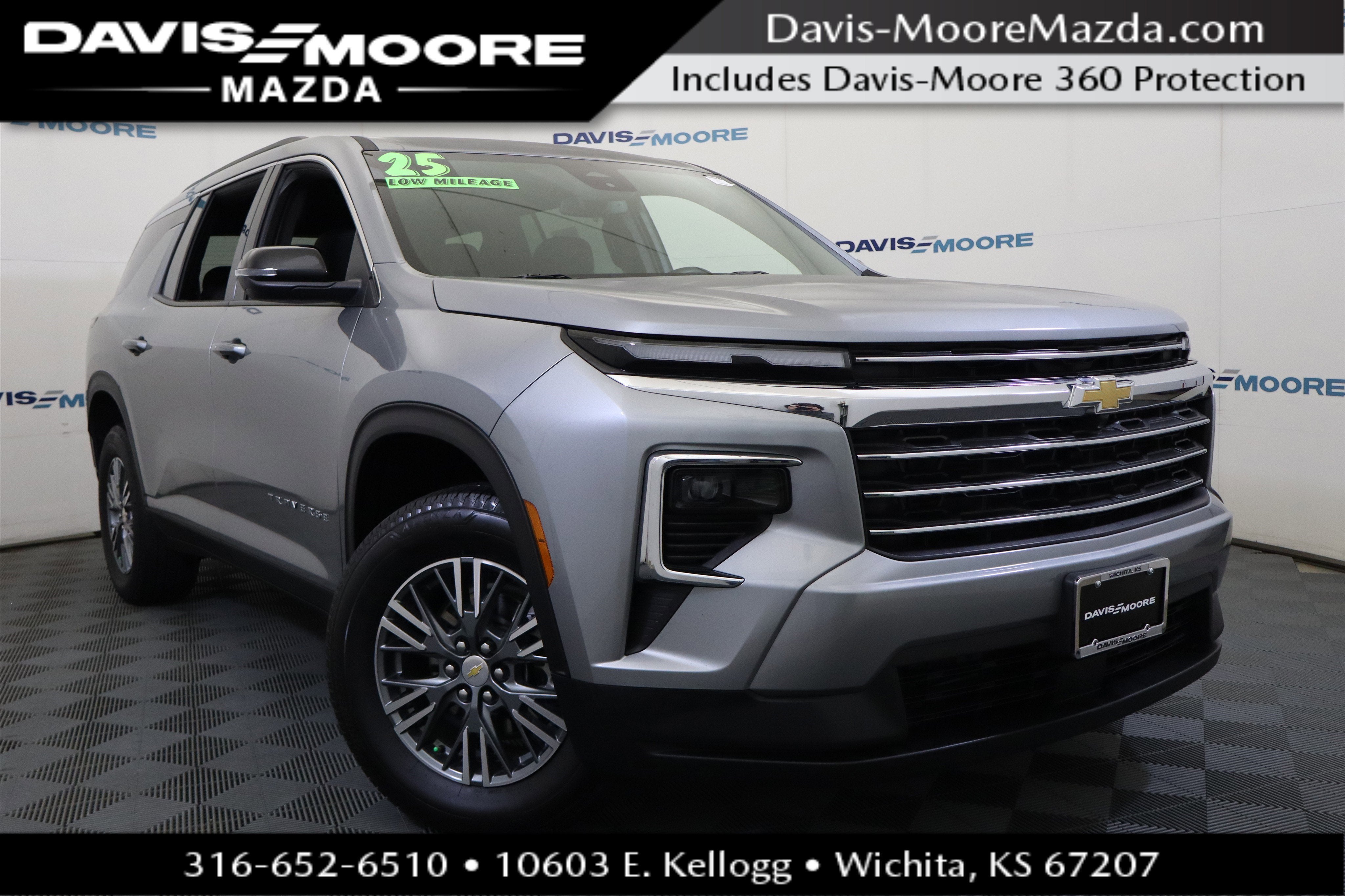 2025 Chevrolet Traverse FWD LT