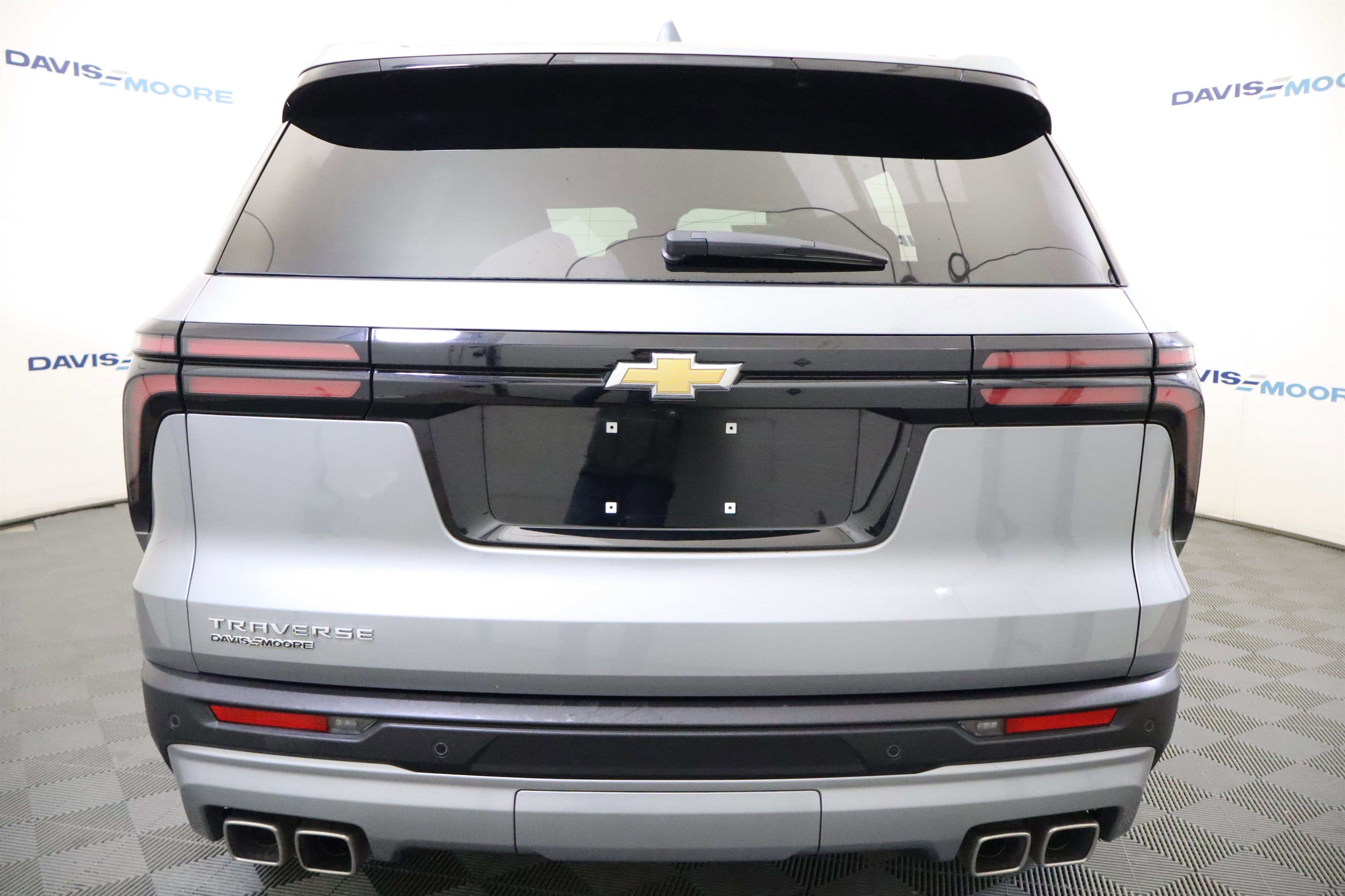 2025 Chevrolet Traverse FWD LT