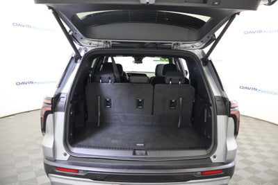 2025 Chevrolet Traverse FWD LT