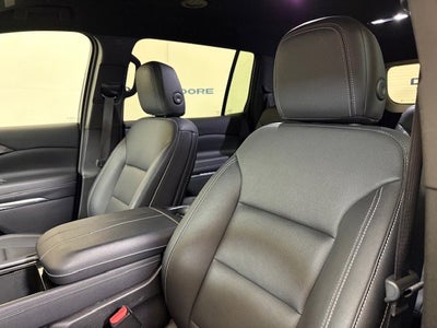 2025 Chevrolet Traverse FWD LT