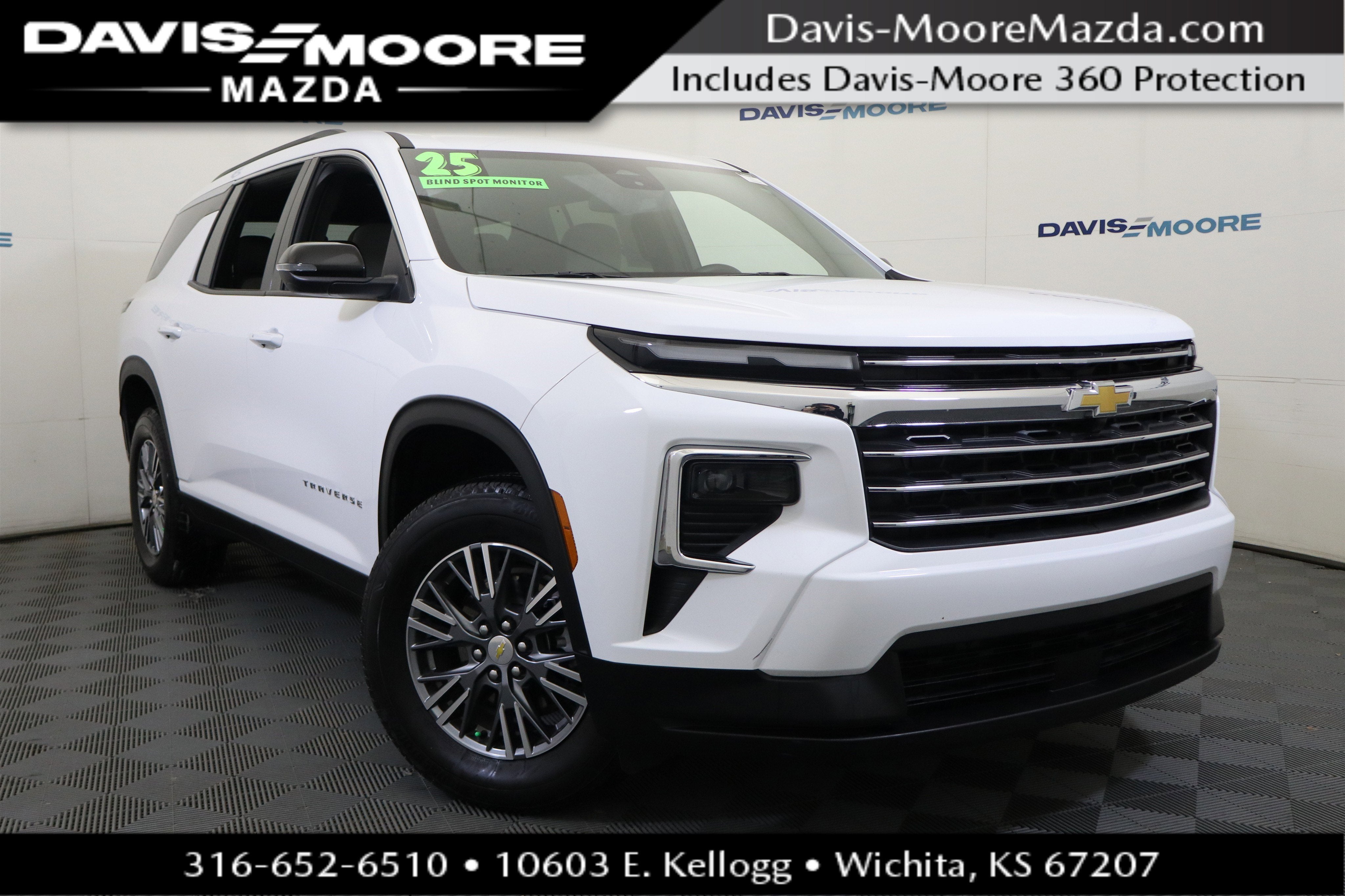 2025 Chevrolet Traverse FWD LT