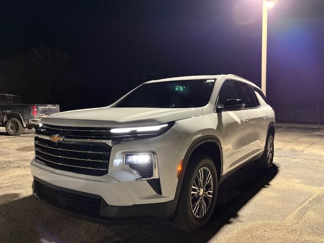 2025 Chevrolet Traverse FWD LT