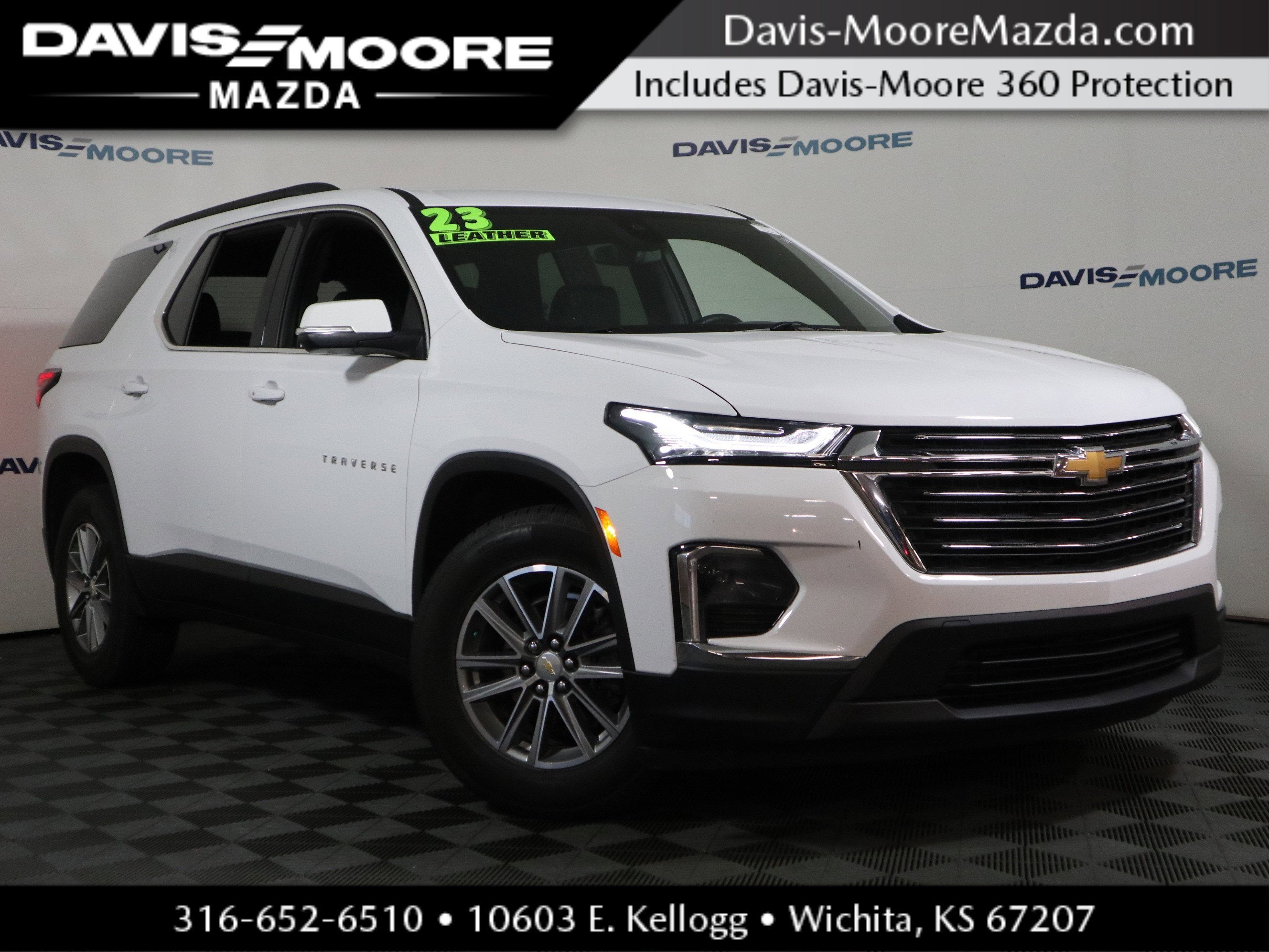 2023 Chevrolet Traverse LT Leather