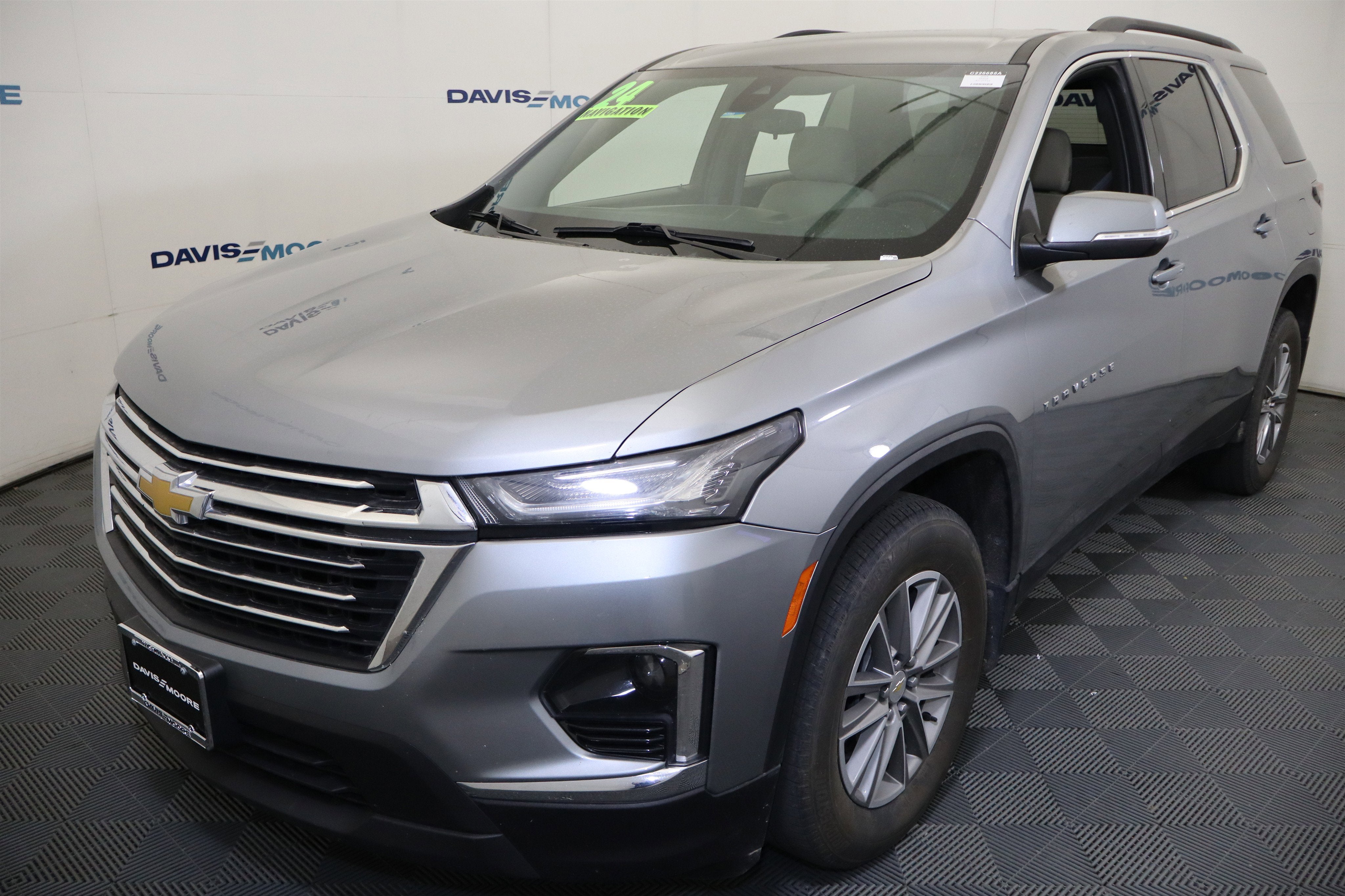 2024 Chevrolet Traverse Limited LT Cloth