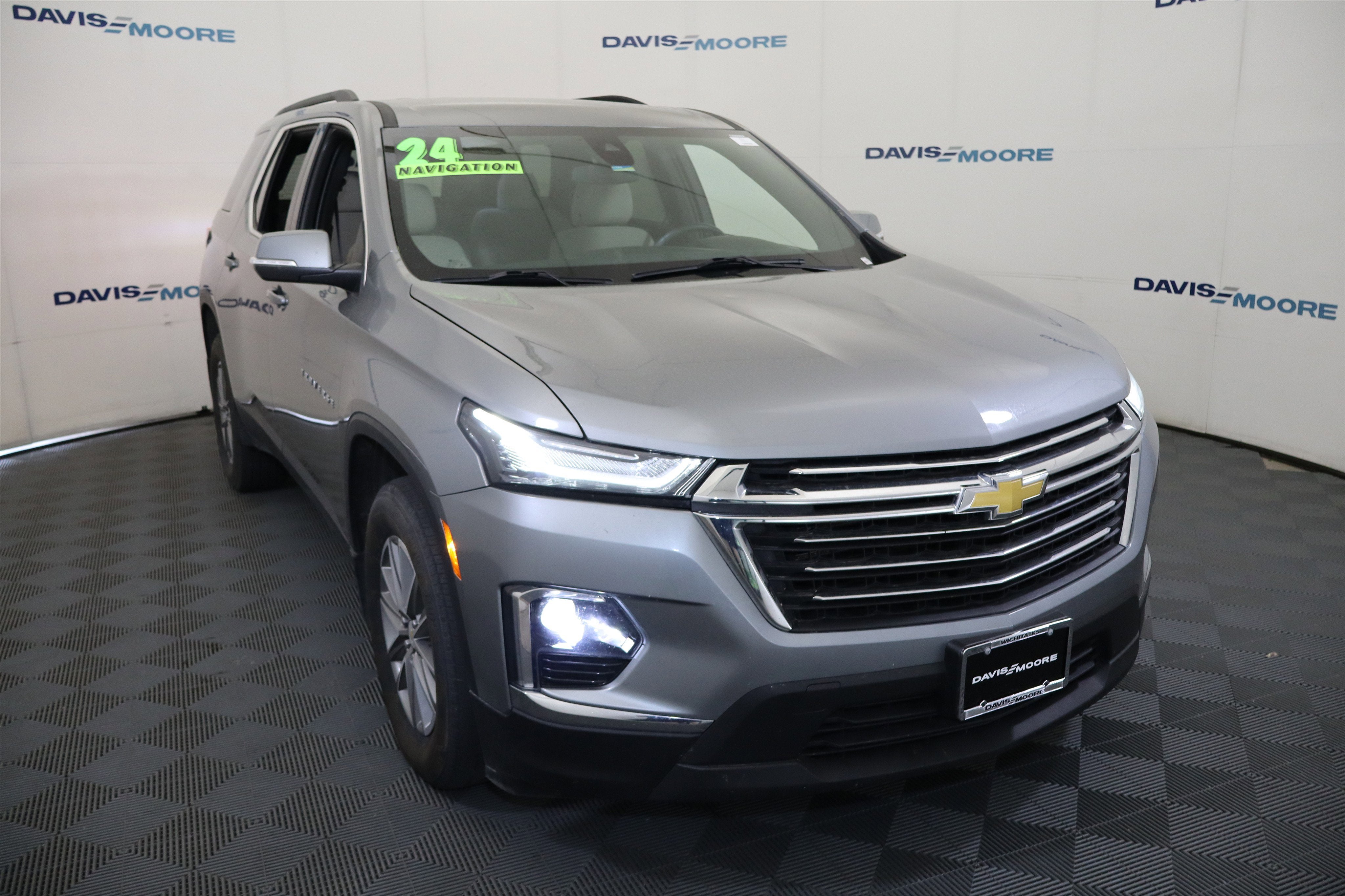 2024 Chevrolet Traverse Limited LT Cloth
