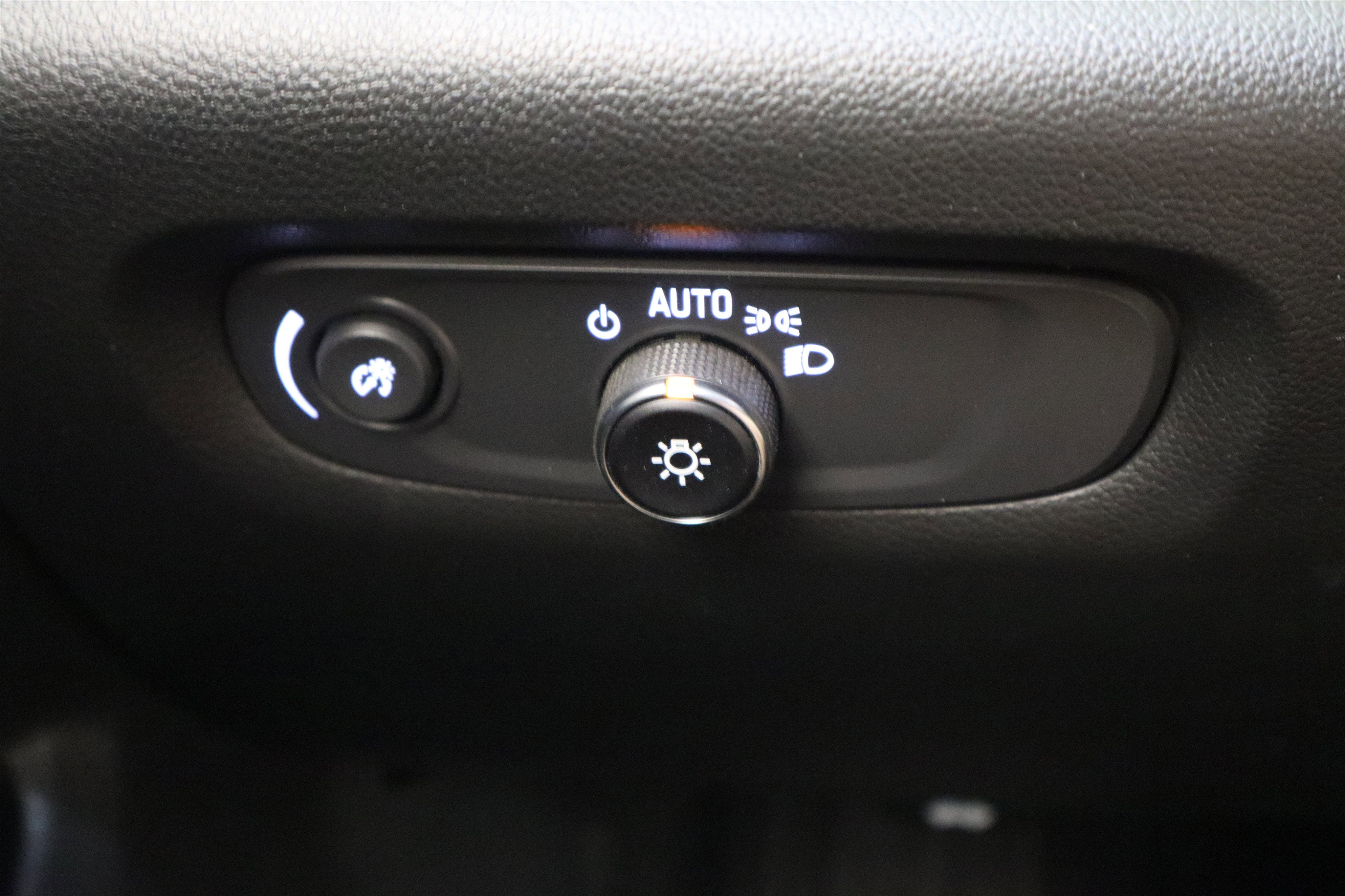 2024 Chevrolet Traverse Limited LT Cloth