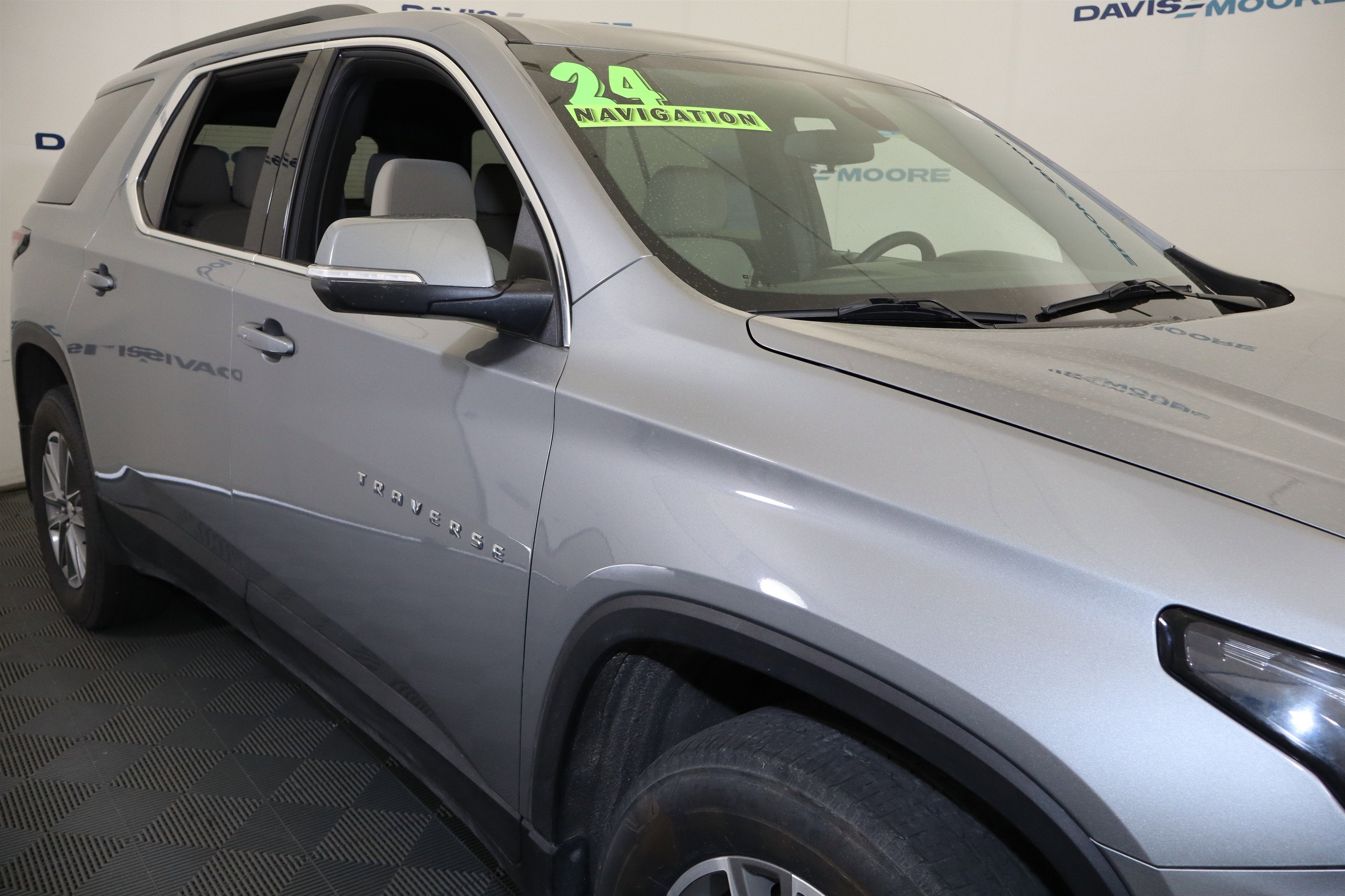 2024 Chevrolet Traverse Limited LT Cloth