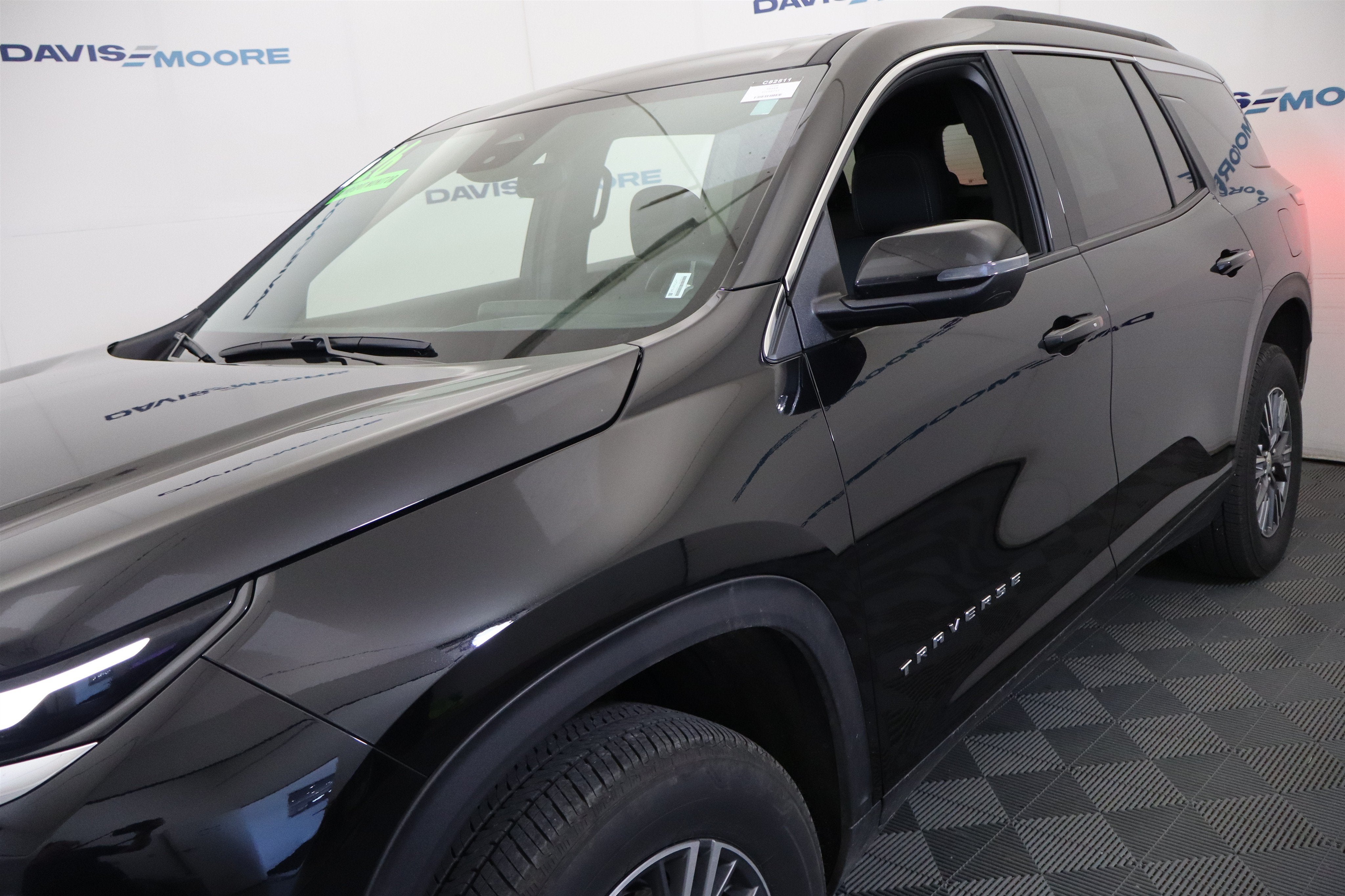 2026 Chevrolet Traverse AWD LT