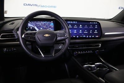 2026 Chevrolet Traverse AWD LT