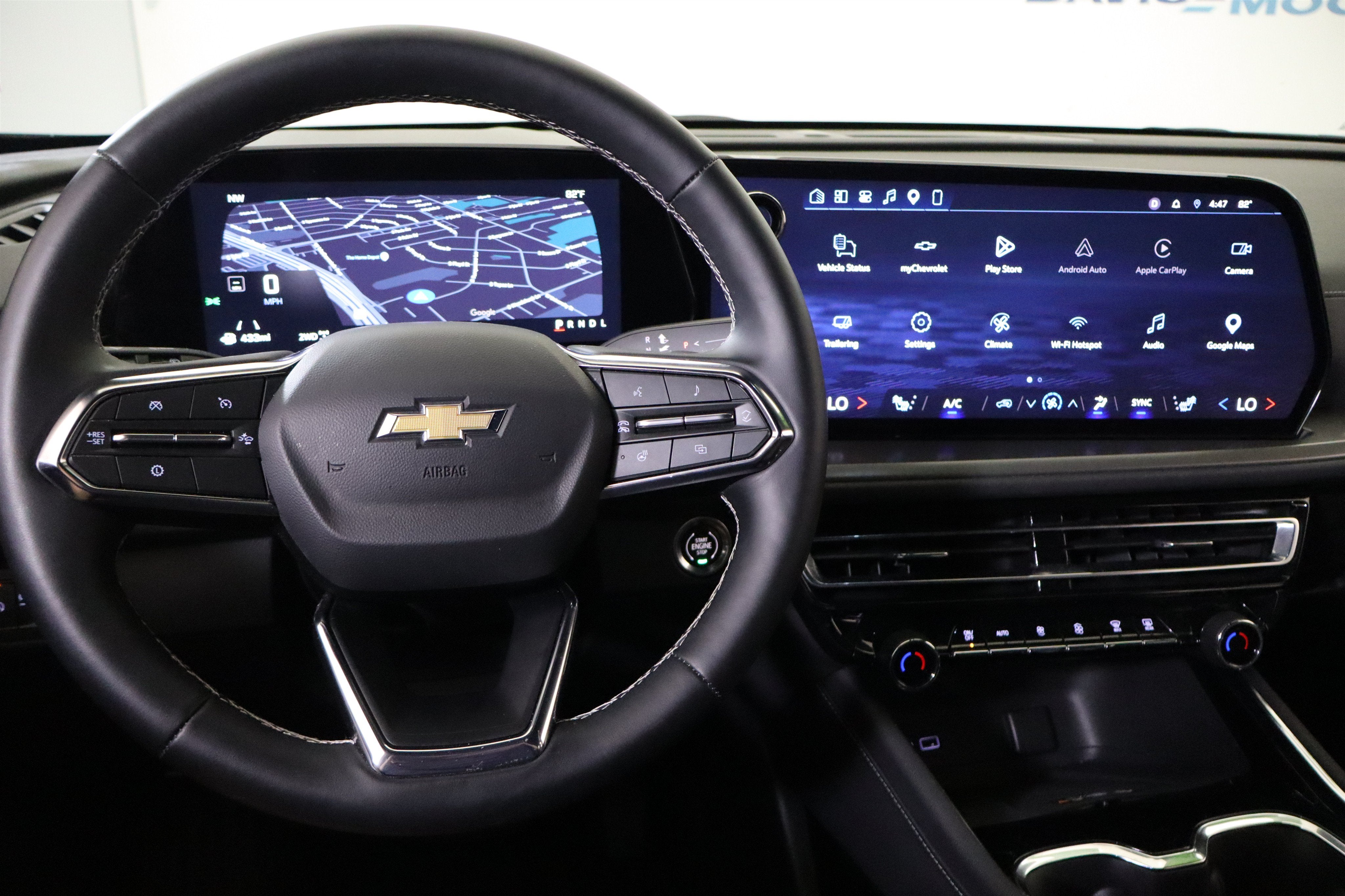 2026 Chevrolet Traverse AWD LT