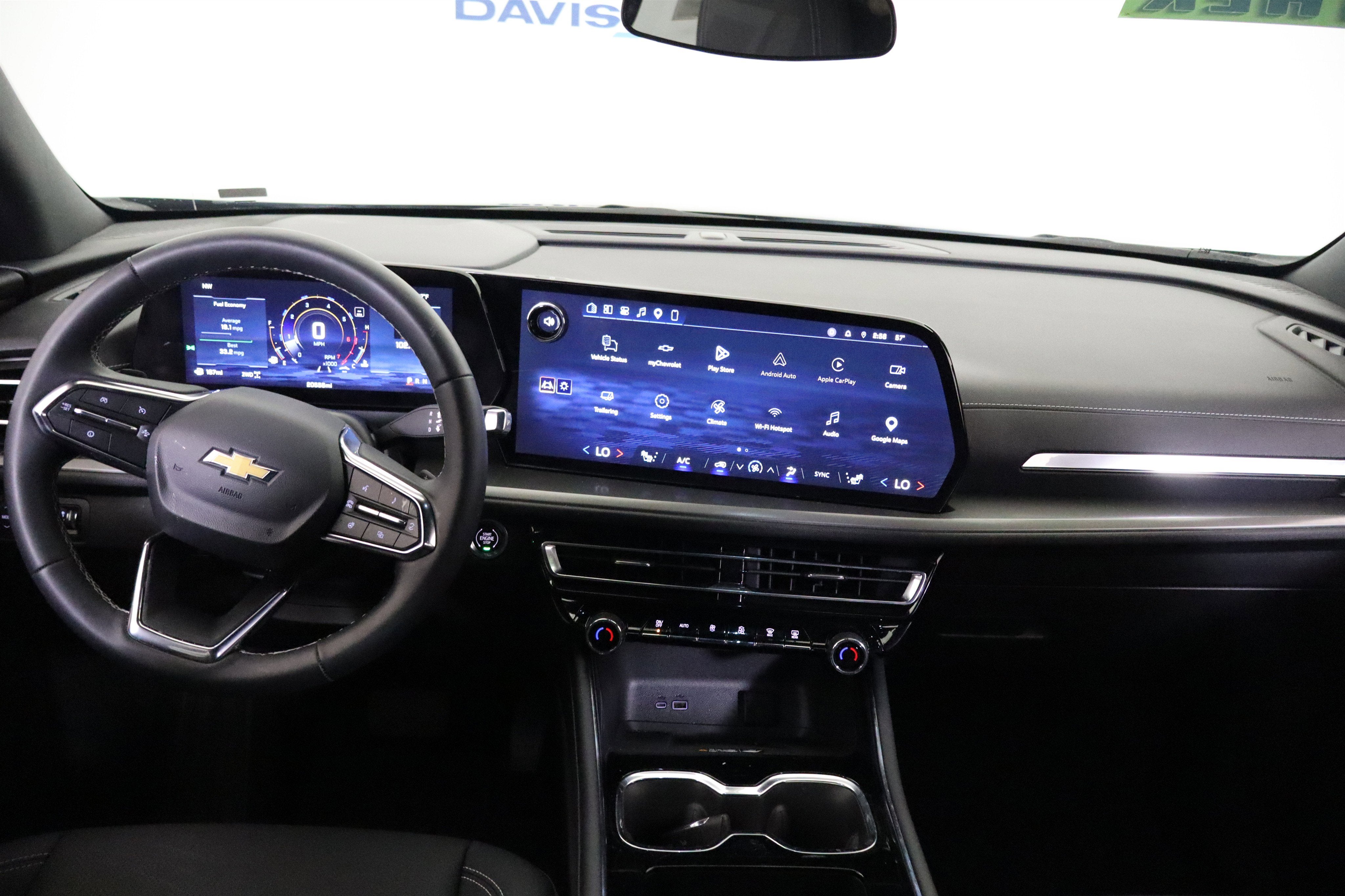 2026 Chevrolet Traverse AWD LT