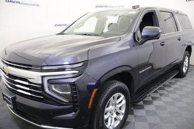 2025 Chevrolet Suburban LT
