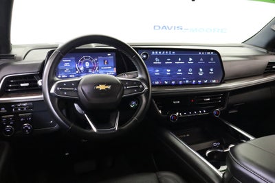 2025 Chevrolet Suburban LT