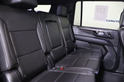 2025 Chevrolet Suburban LT