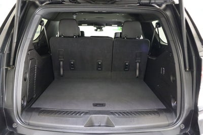 2025 Chevrolet Suburban LT