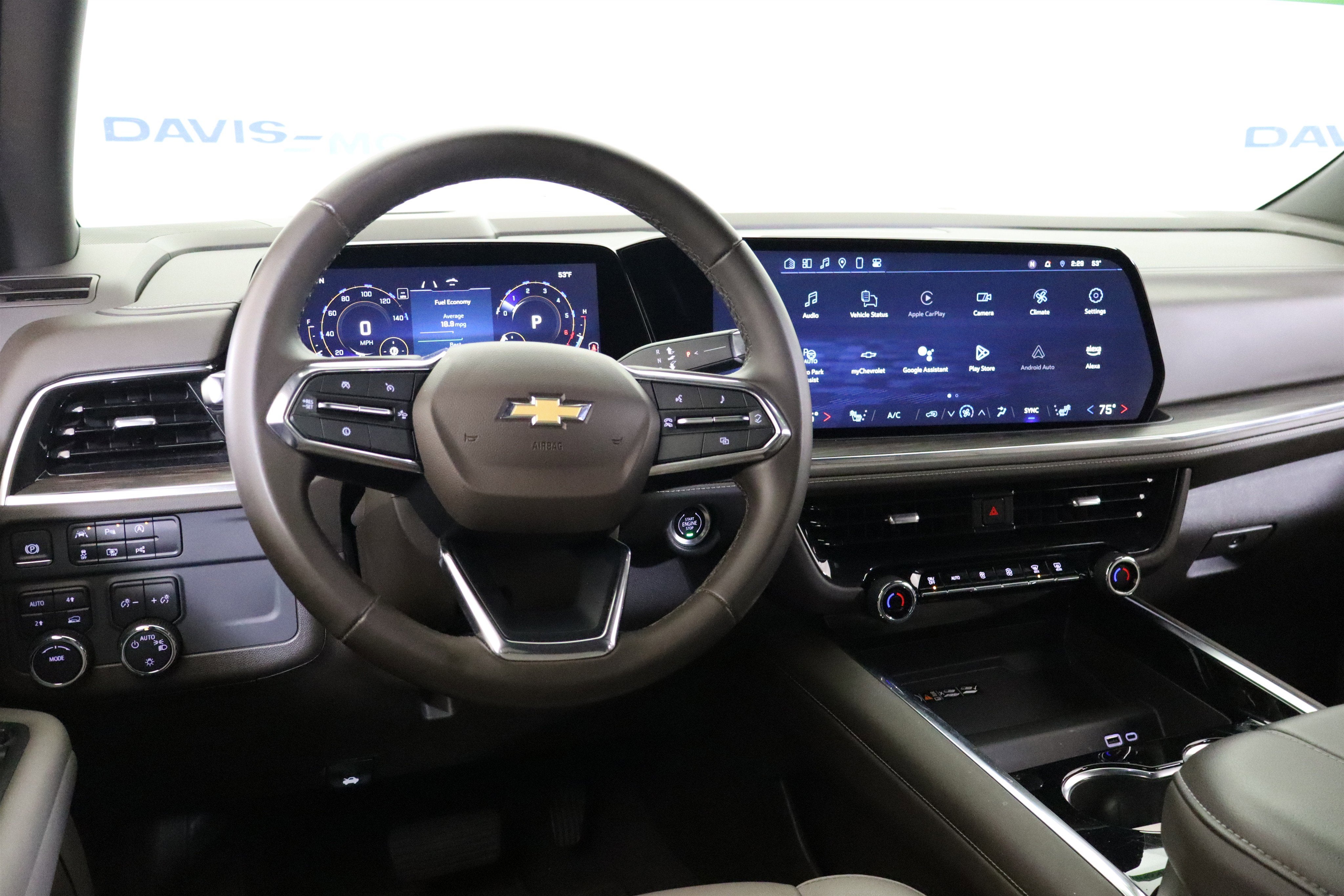 2025 Chevrolet Suburban LT