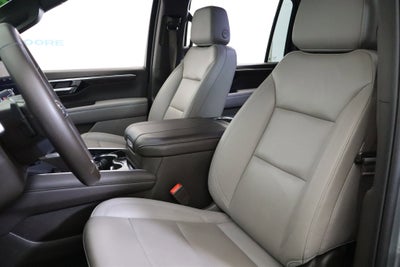 2025 Chevrolet Suburban LT