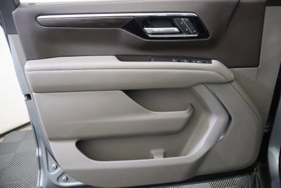 2025 Chevrolet Suburban LT