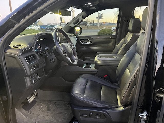 2023 Chevrolet Suburban RST