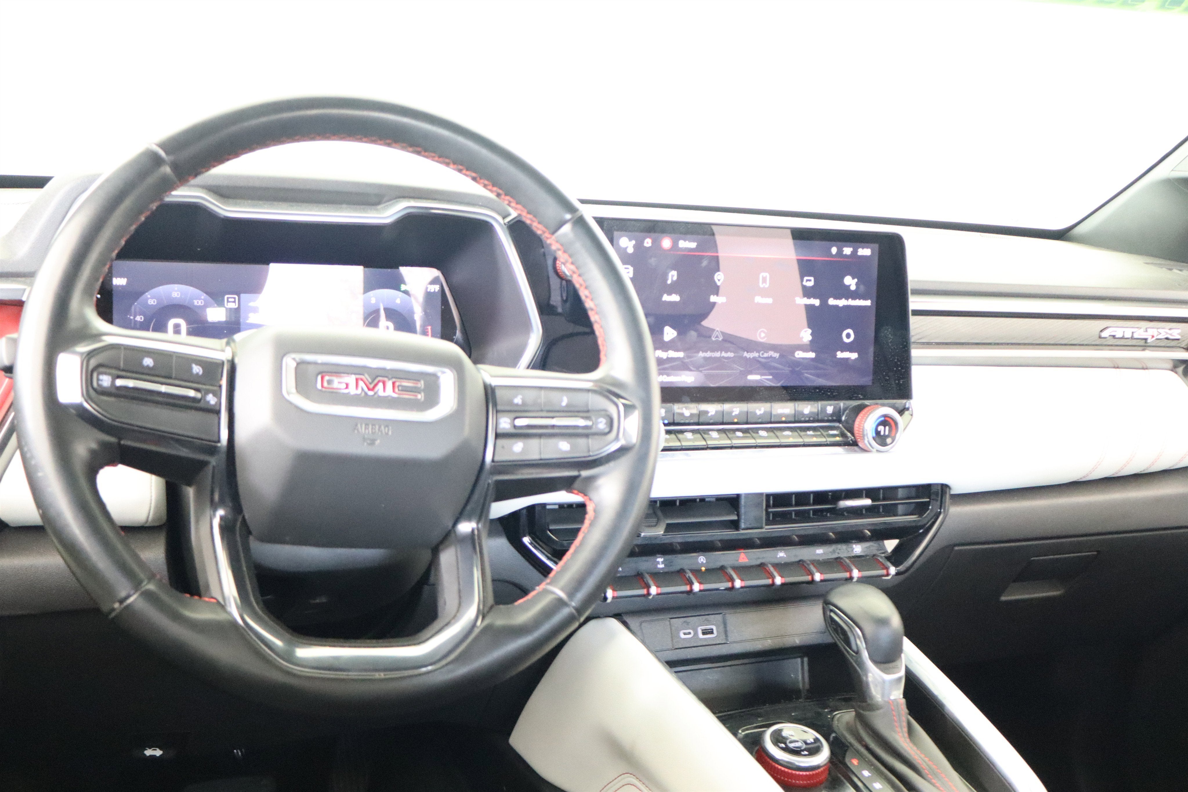 2023 GMC Canyon 4WD AT4X