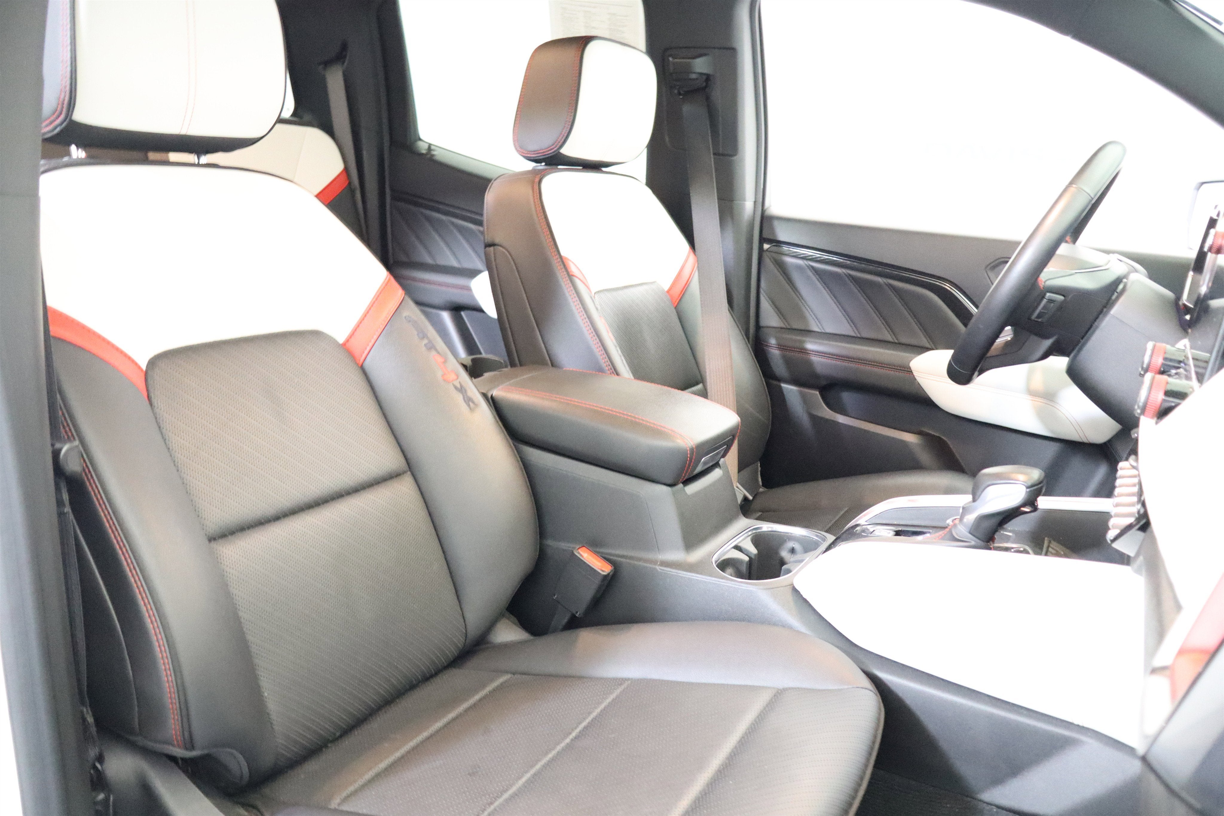 2023 GMC Canyon 4WD AT4X