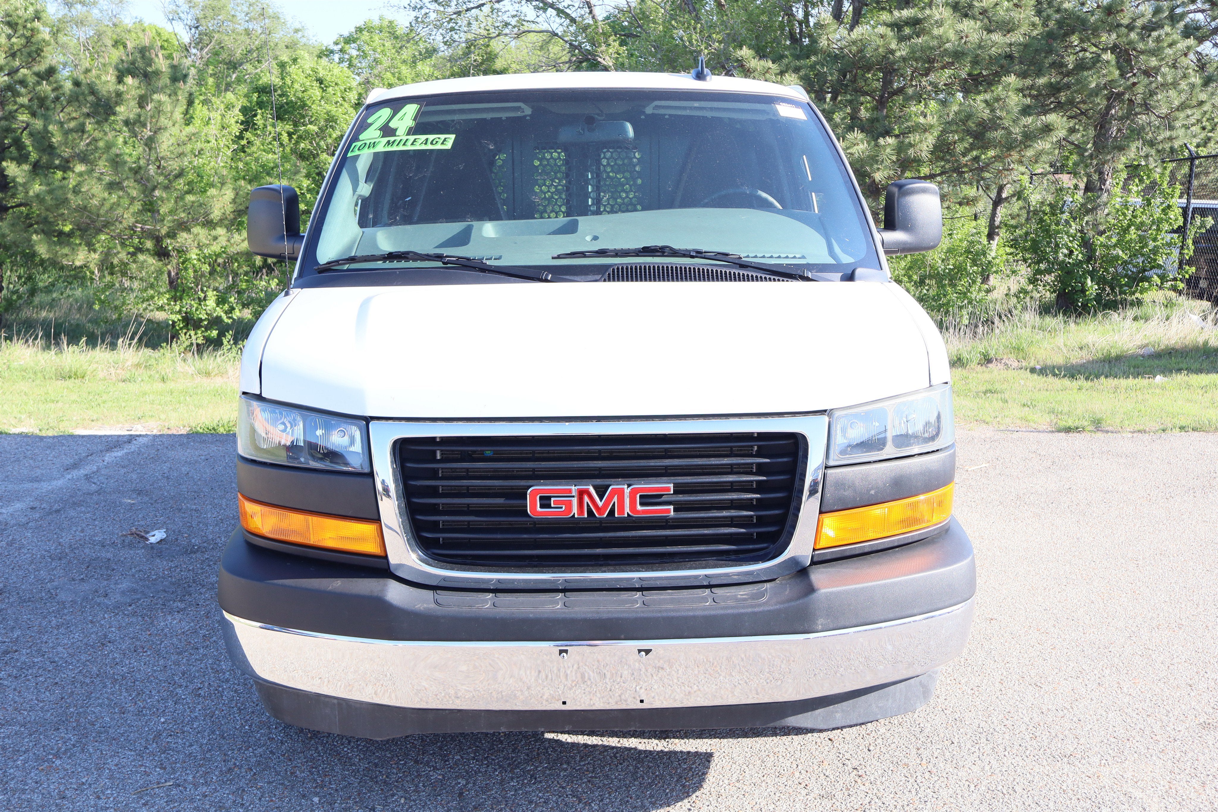 2024 GMC Savana Cargo Van Work Van
