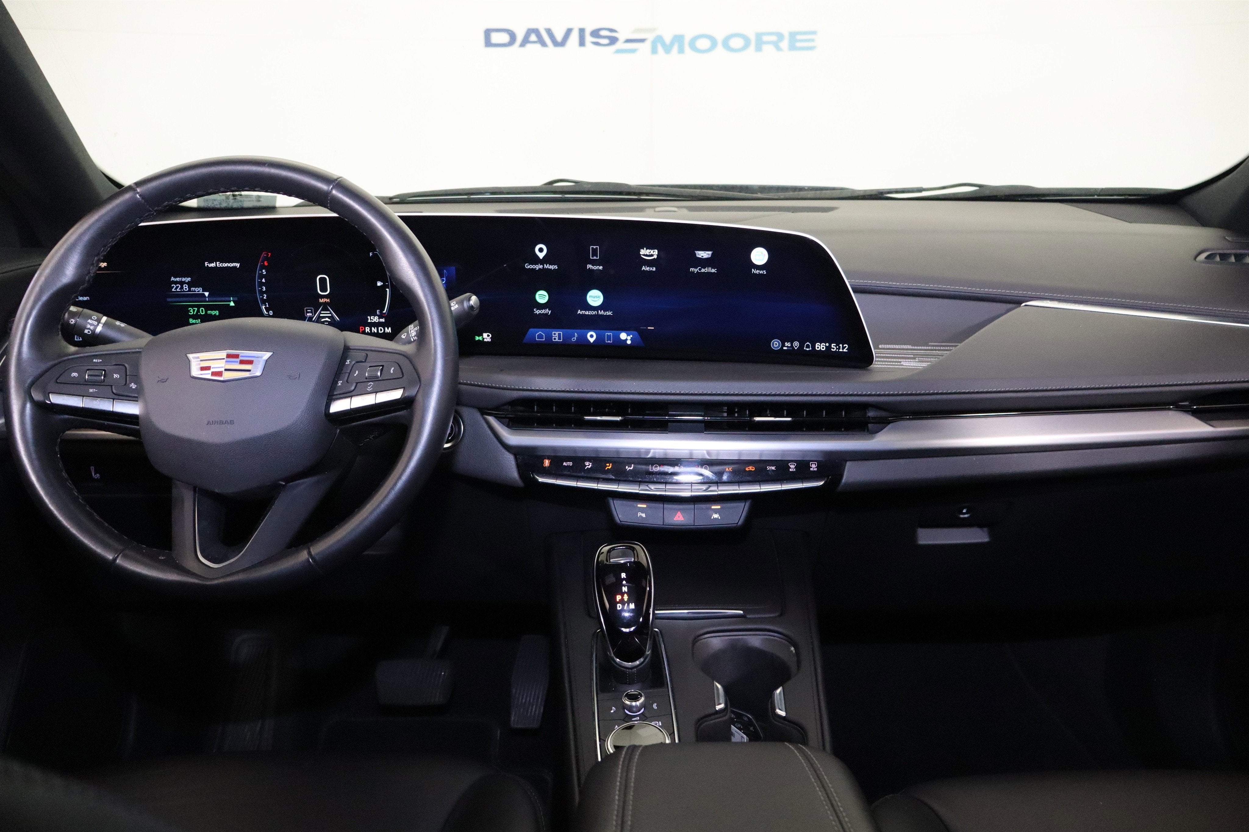 2025 Cadillac XT4 FWD Premium Luxury