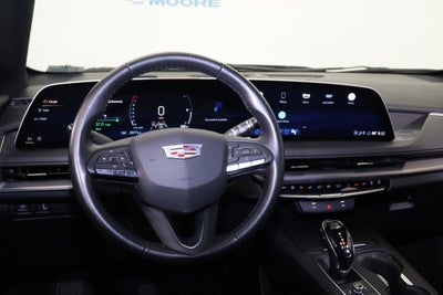 2025 Cadillac XT4 FWD Premium Luxury